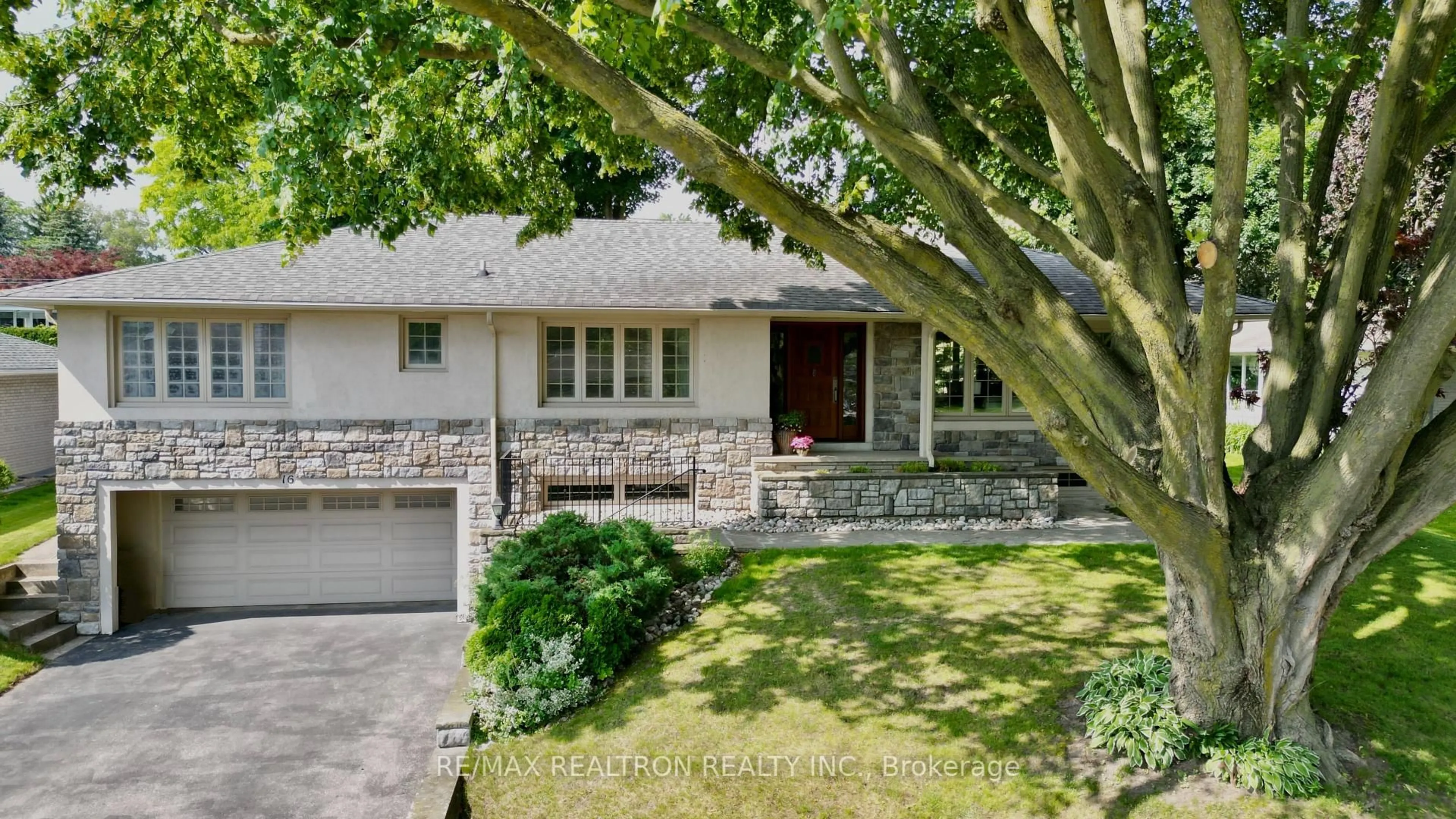 Home with brick exterior material, street for 16 Aylesbury Rd, Toronto Ontario M9A 2M5