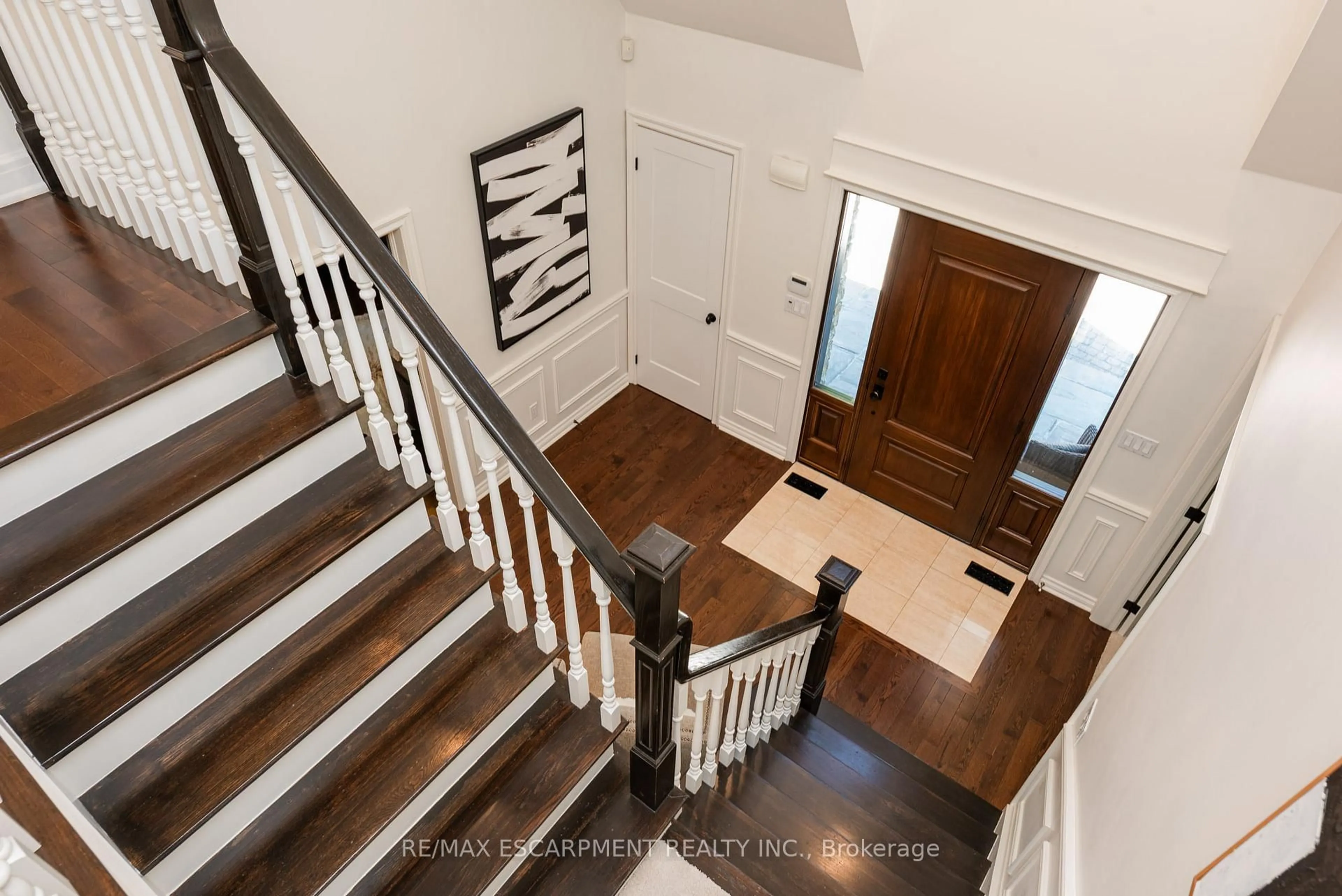 Unknown for 1353 Hazelton Blvd, Burlington Ontario L7P 4T9