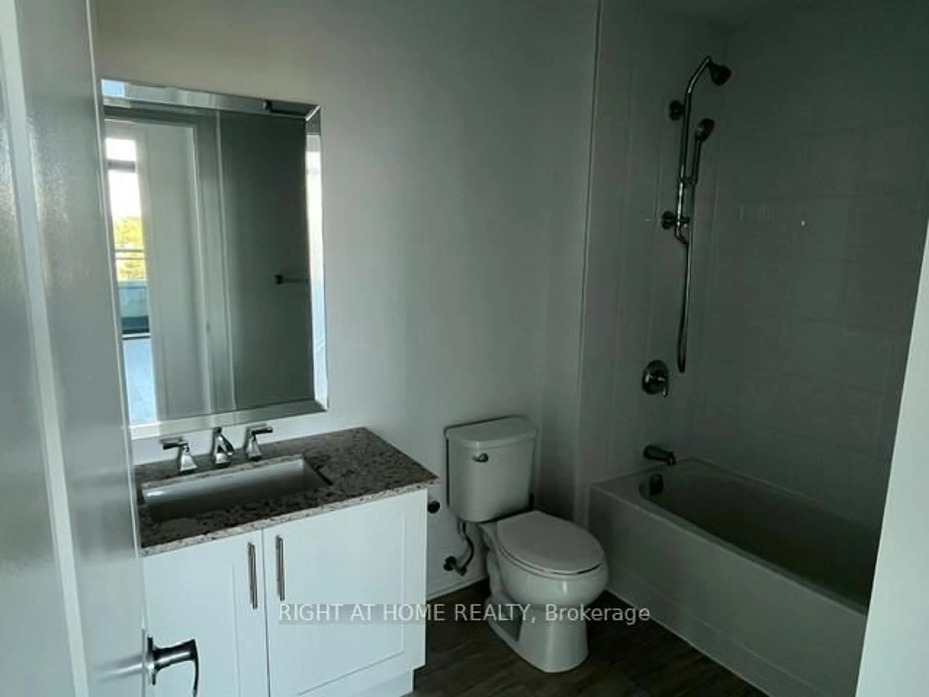 Standard bathroom, unknown for 2522 Keele St #803, Toronto Ontario M6L 0A2