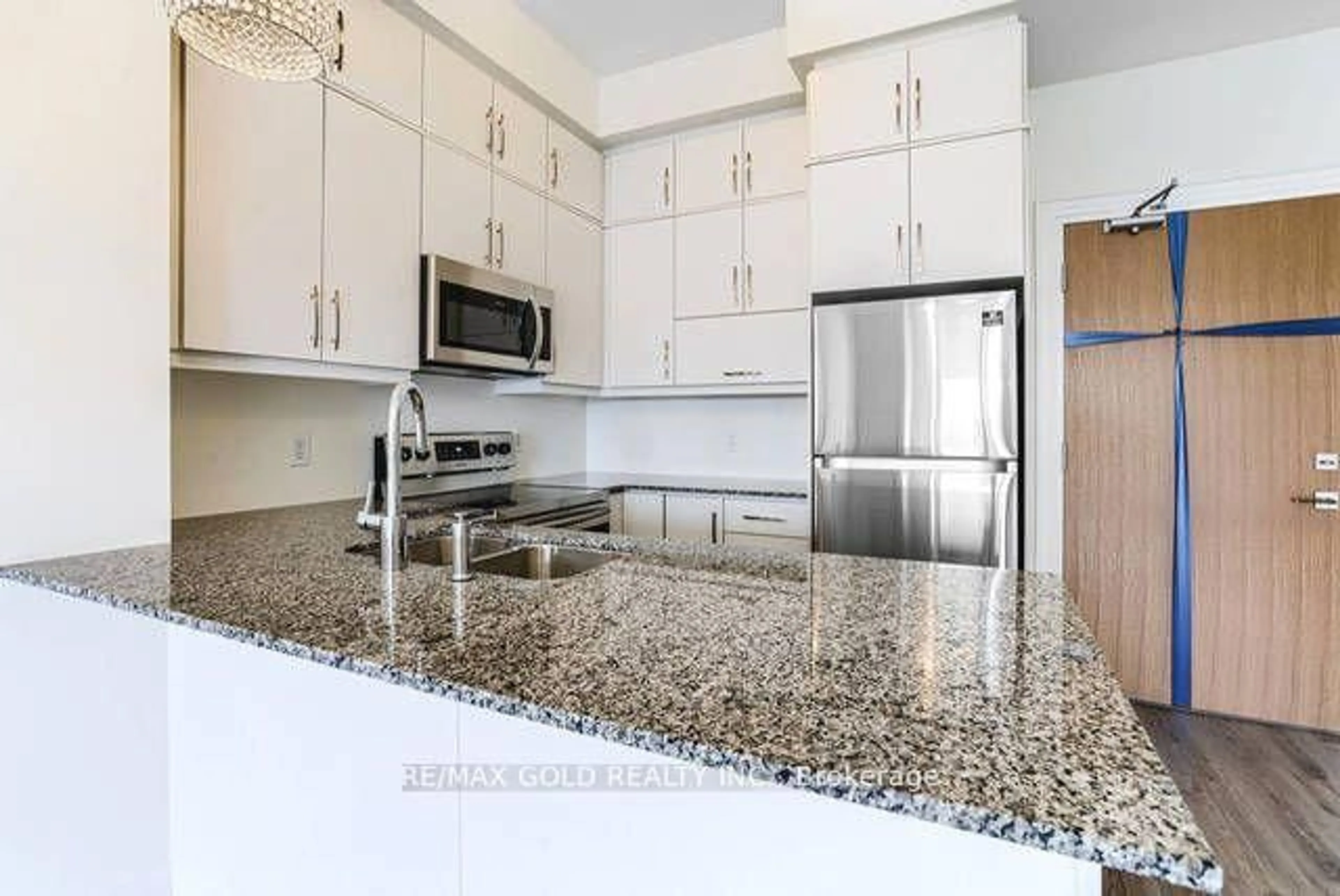 Standard kitchen, ceramic/tile floor for 128 Grovewood Common #607, Oakville Ontario L6H 0X3