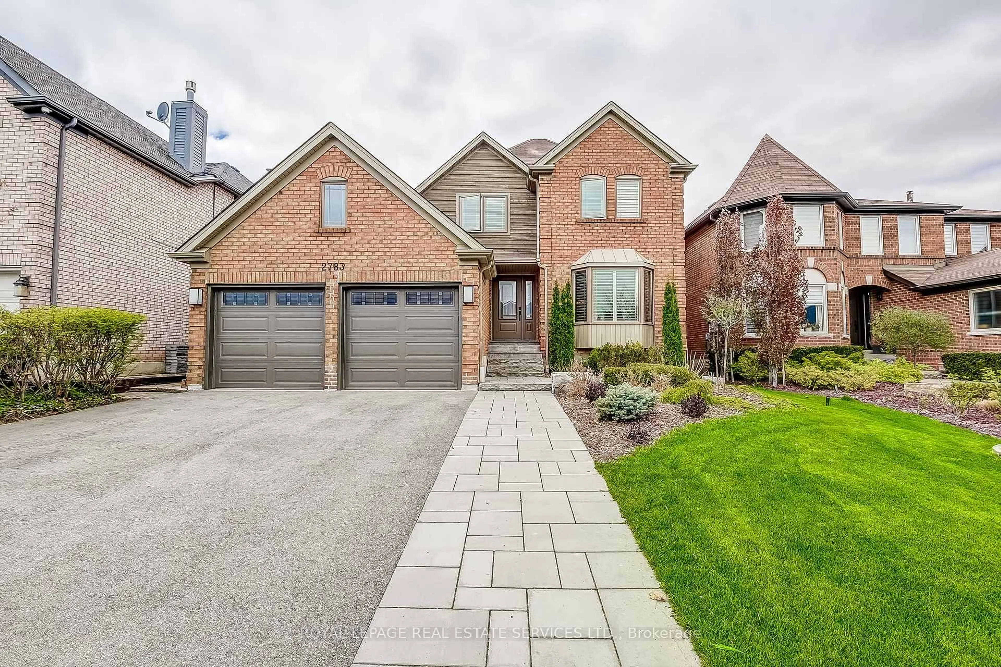 Home with brick exterior material, street for 2783 Duncairn Dr, Mississauga Ontario L5M 5C6