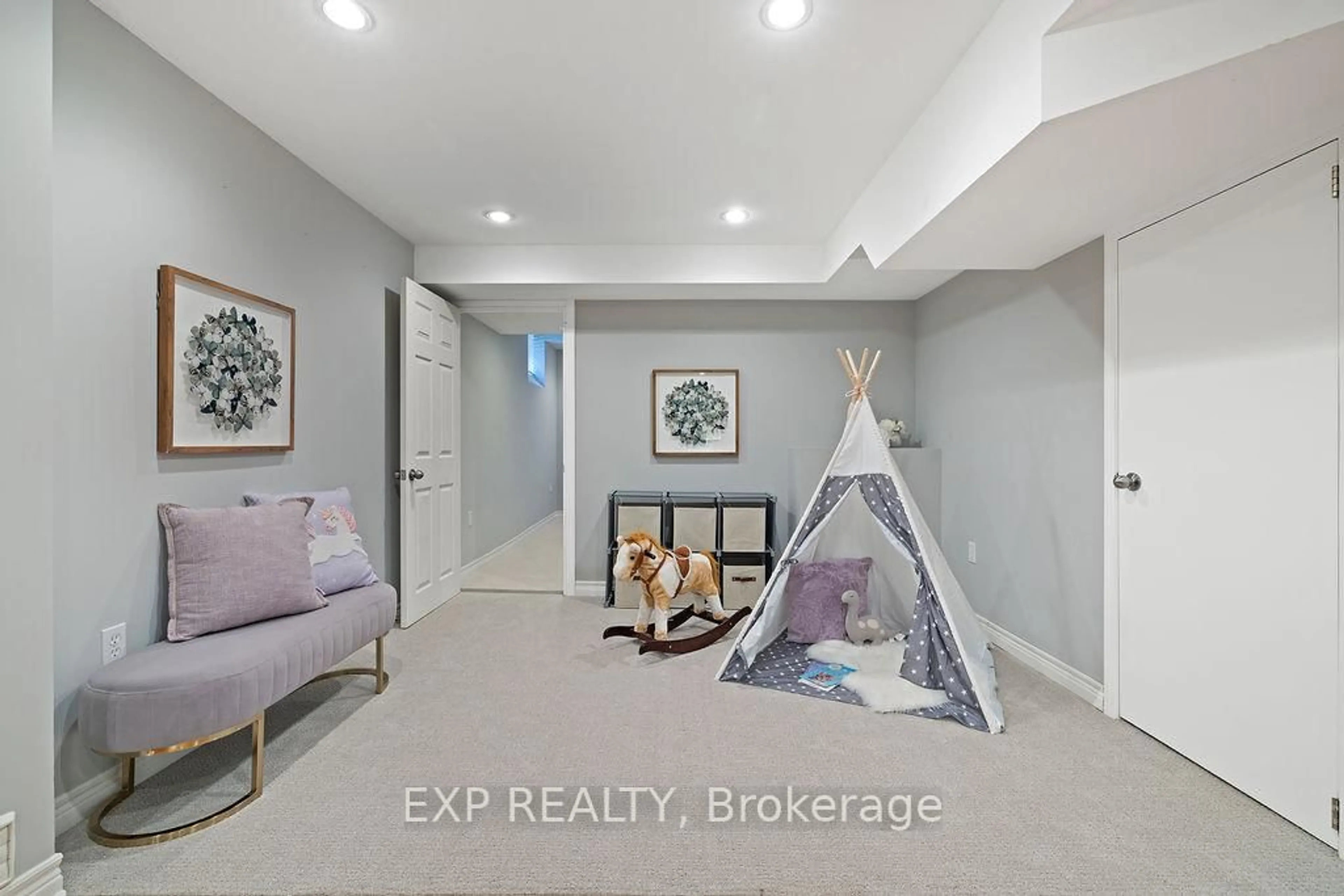Unknown for 1829 Glenvista Dr, Oakville Ontario L6H 6K5