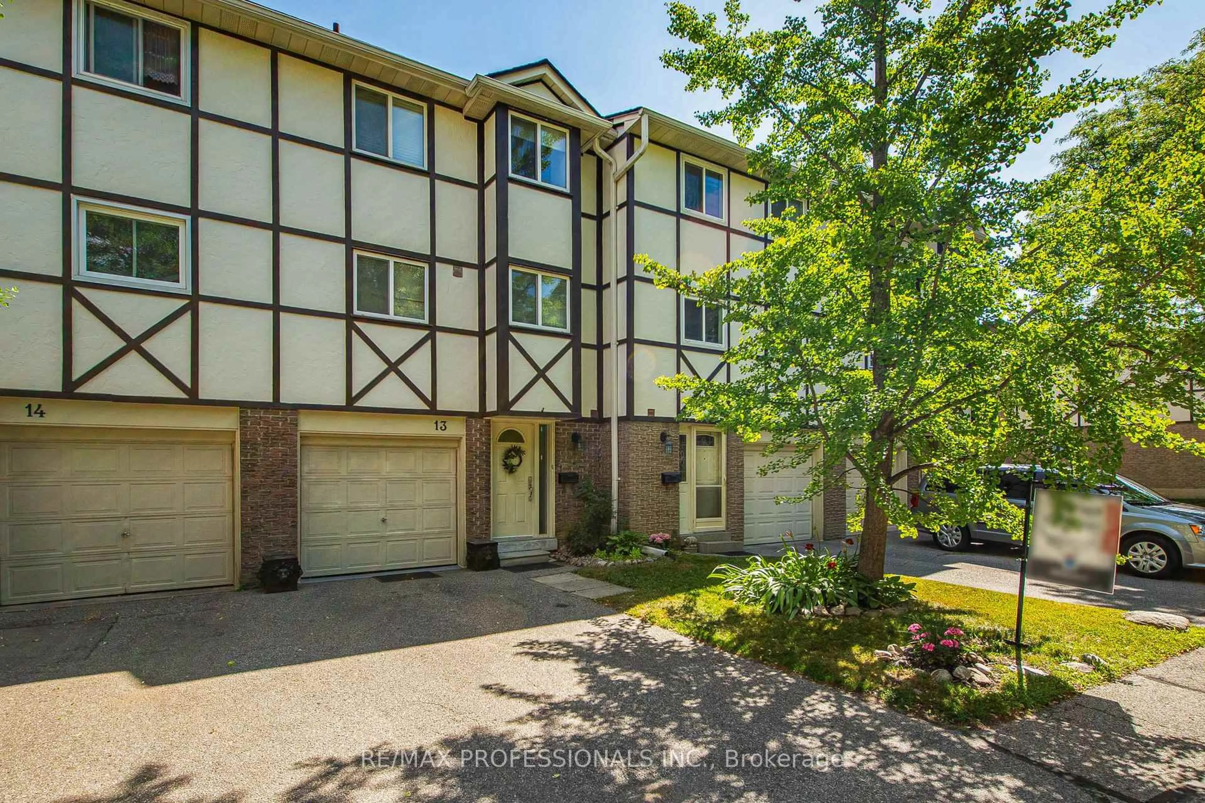 Unknown for 1485 Gulleden Dr #13, Mississauga Ontario L4X 2T2