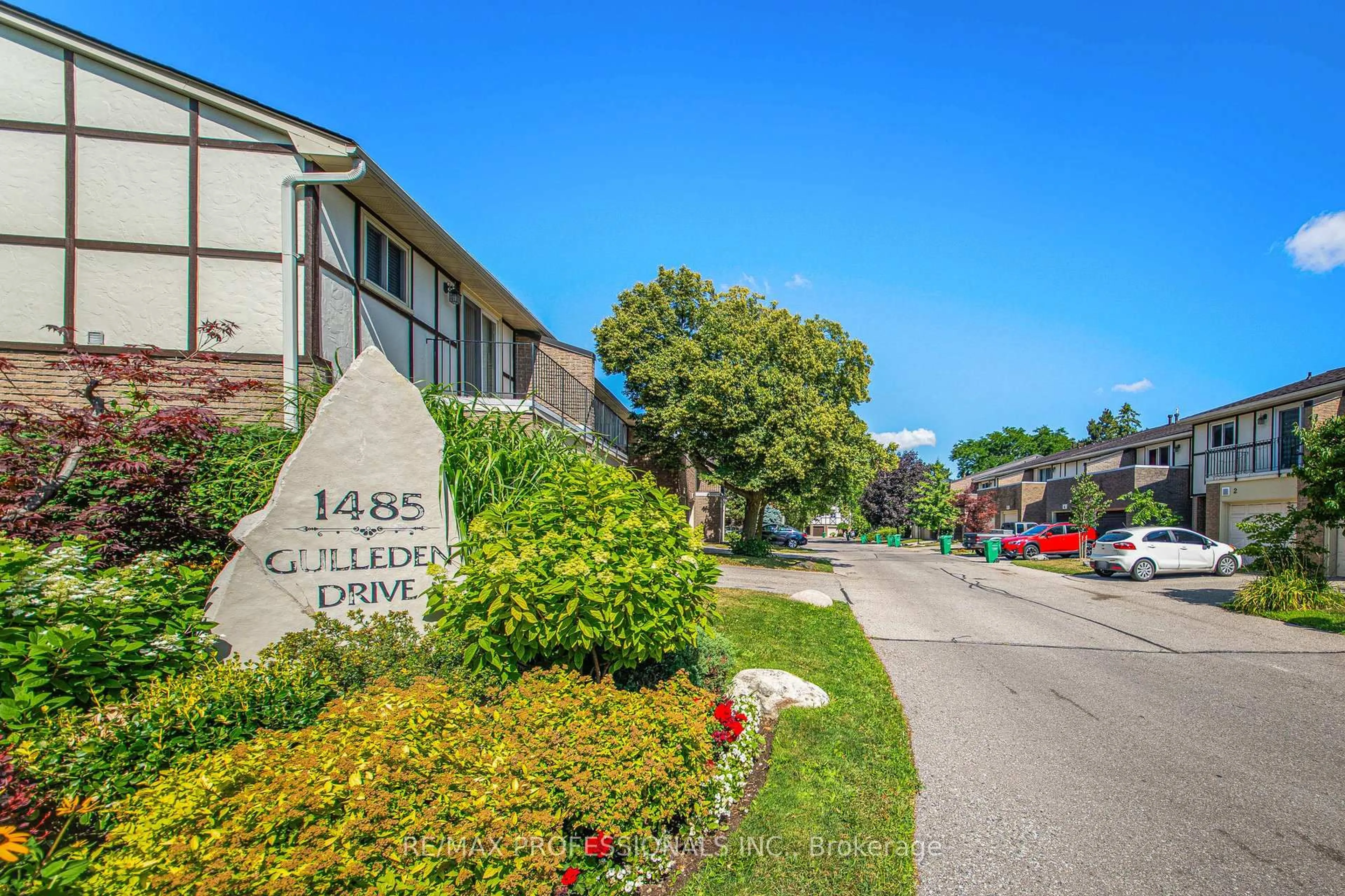 Unknown for 1485 Gulleden Dr #13, Mississauga Ontario L4X 2T2