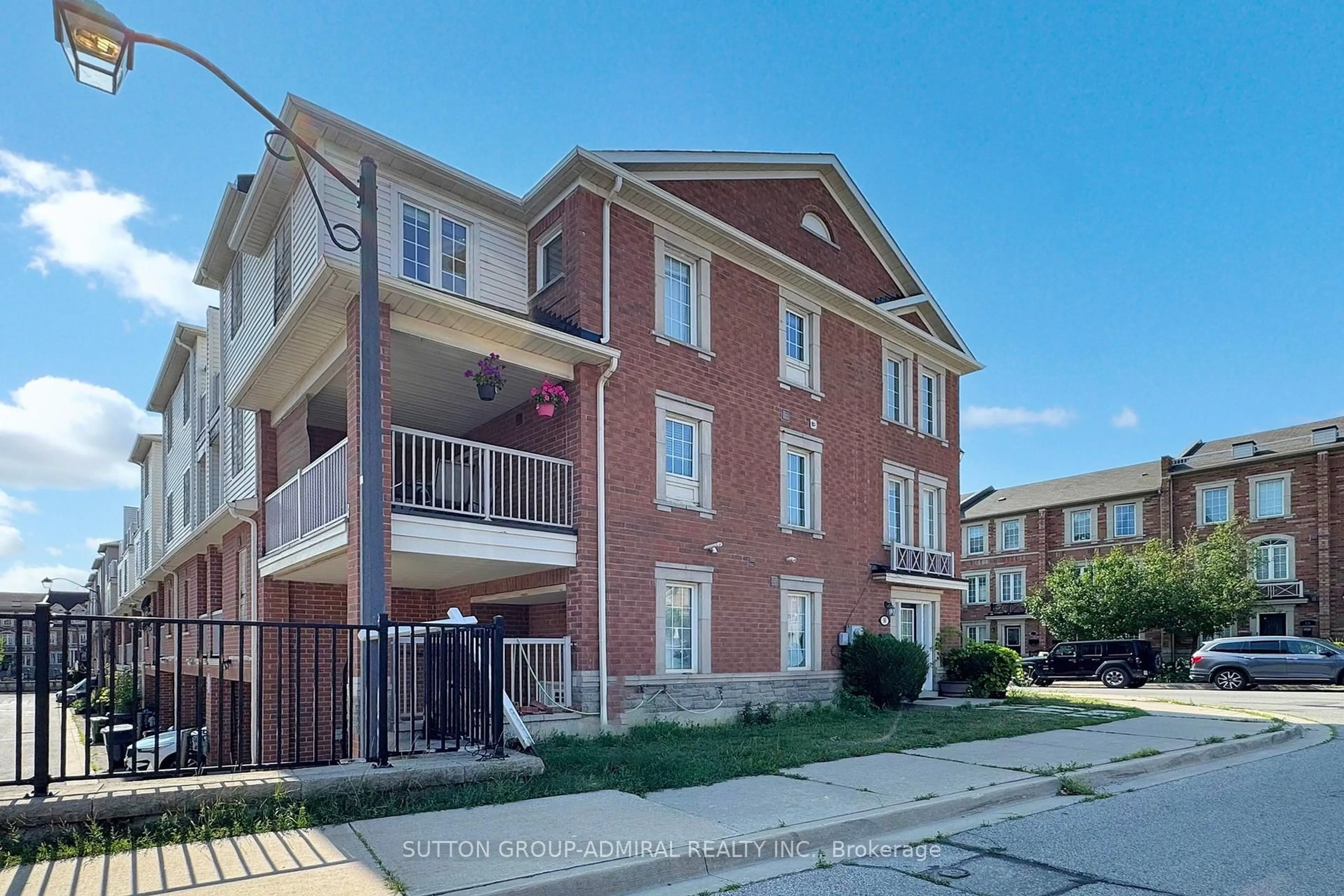 Unknown for 50 Jim Baird Mews, Toronto Ontario M3L 0C5
