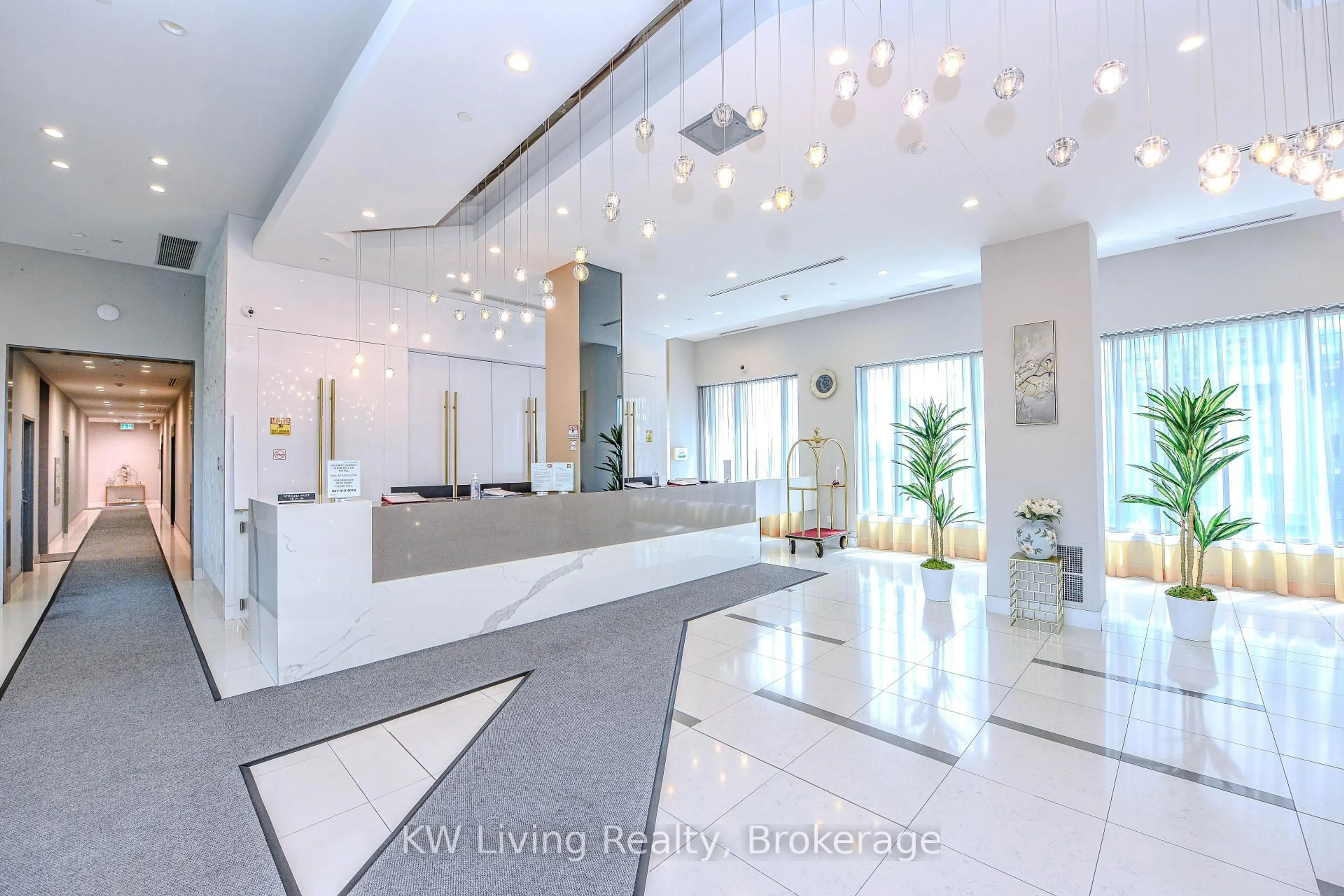 Lobby for 65 Watergarden Dr #810, Mississauga Ontario L5R 0G9