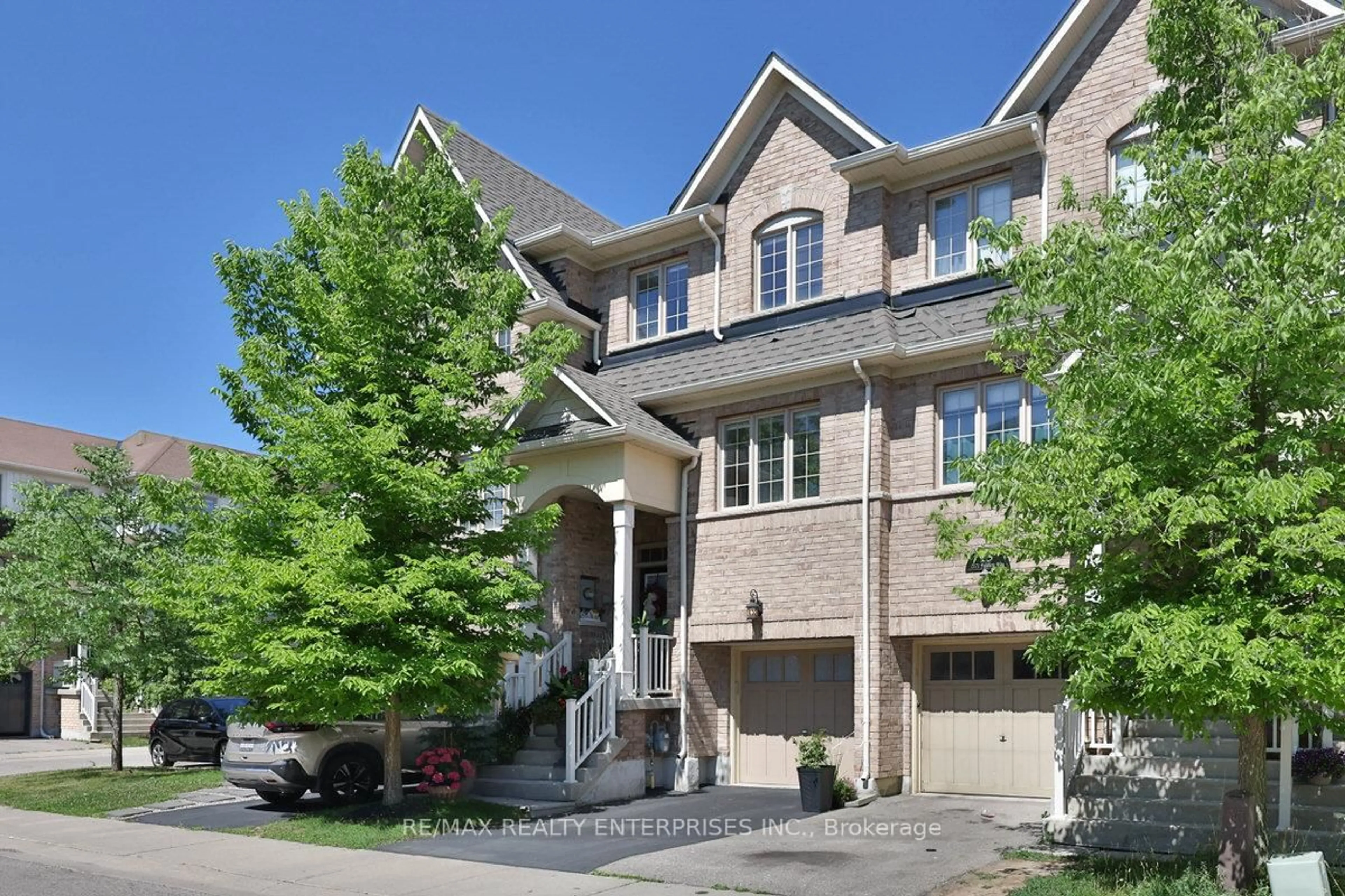 Home with brick exterior material, street for 2171 Fiddlers Way #14, Oakville Ontario L6M 0R9