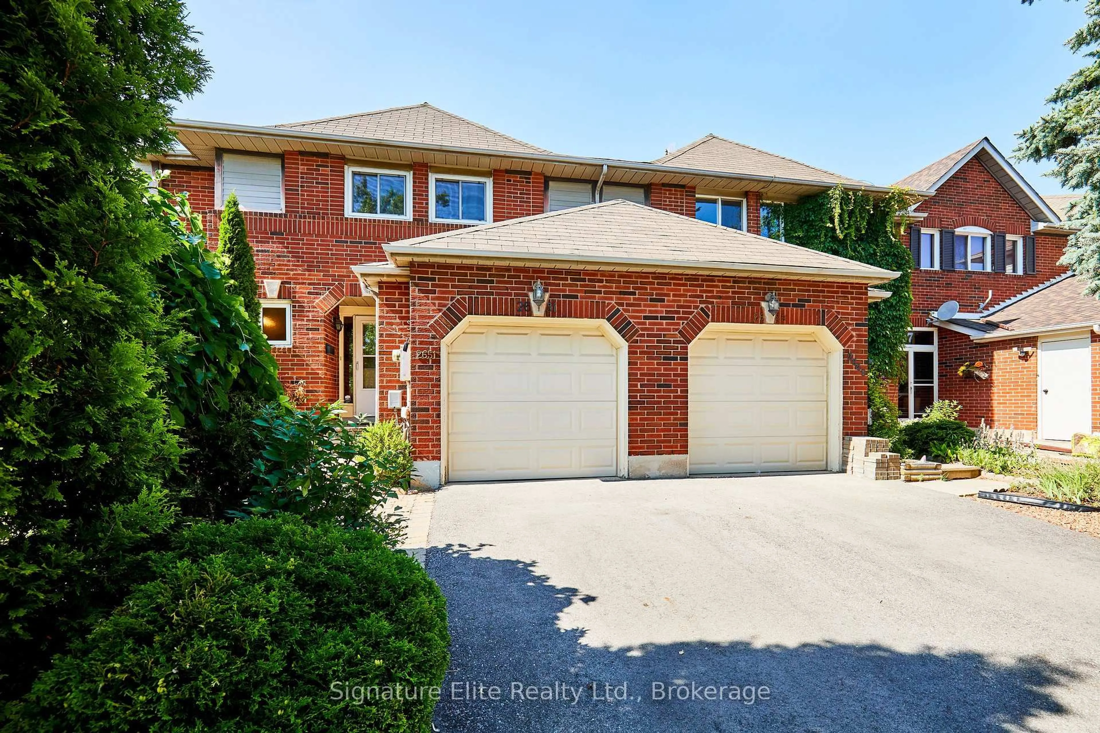 Home with brick exterior material, street for 2651 Lindholm Cres, Mississauga Ontario L5M 4P5