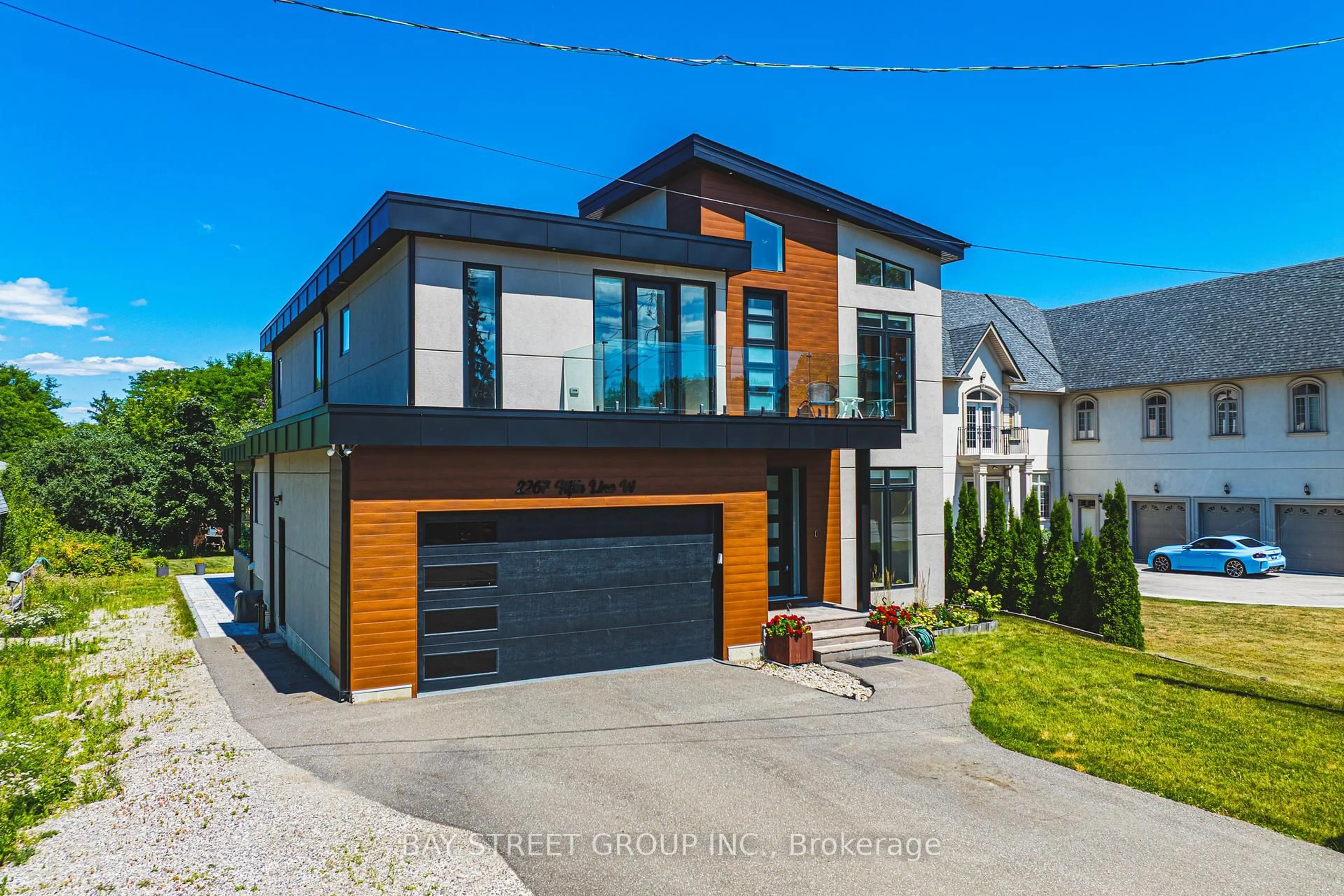 Home with brick exterior material, street for 2267 Fifth Line, Mississauga Ontario L5K 1V7