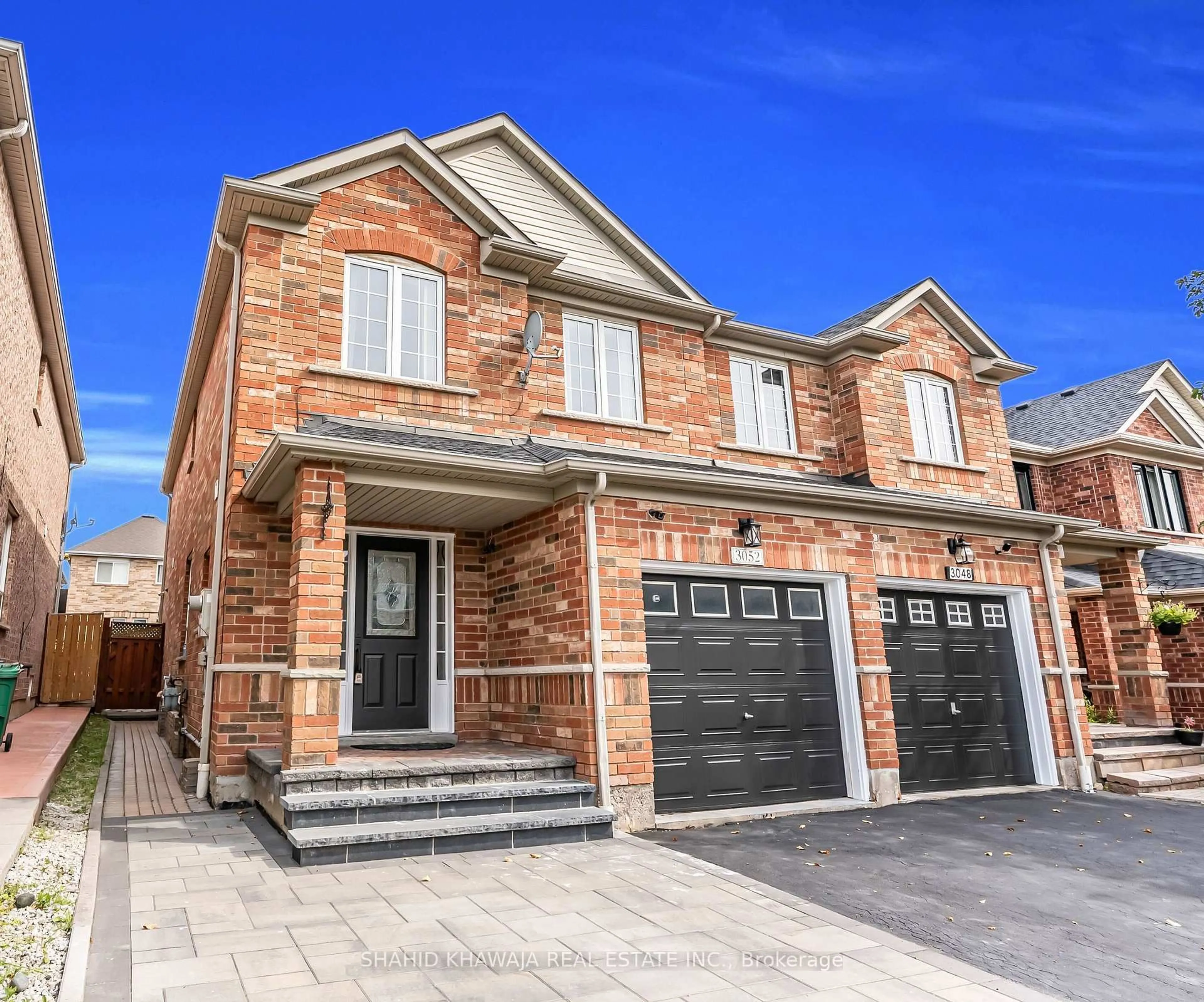 Home with brick exterior material, street for 3052 Hawktail Cres, Mississauga Ontario L5M 6W8