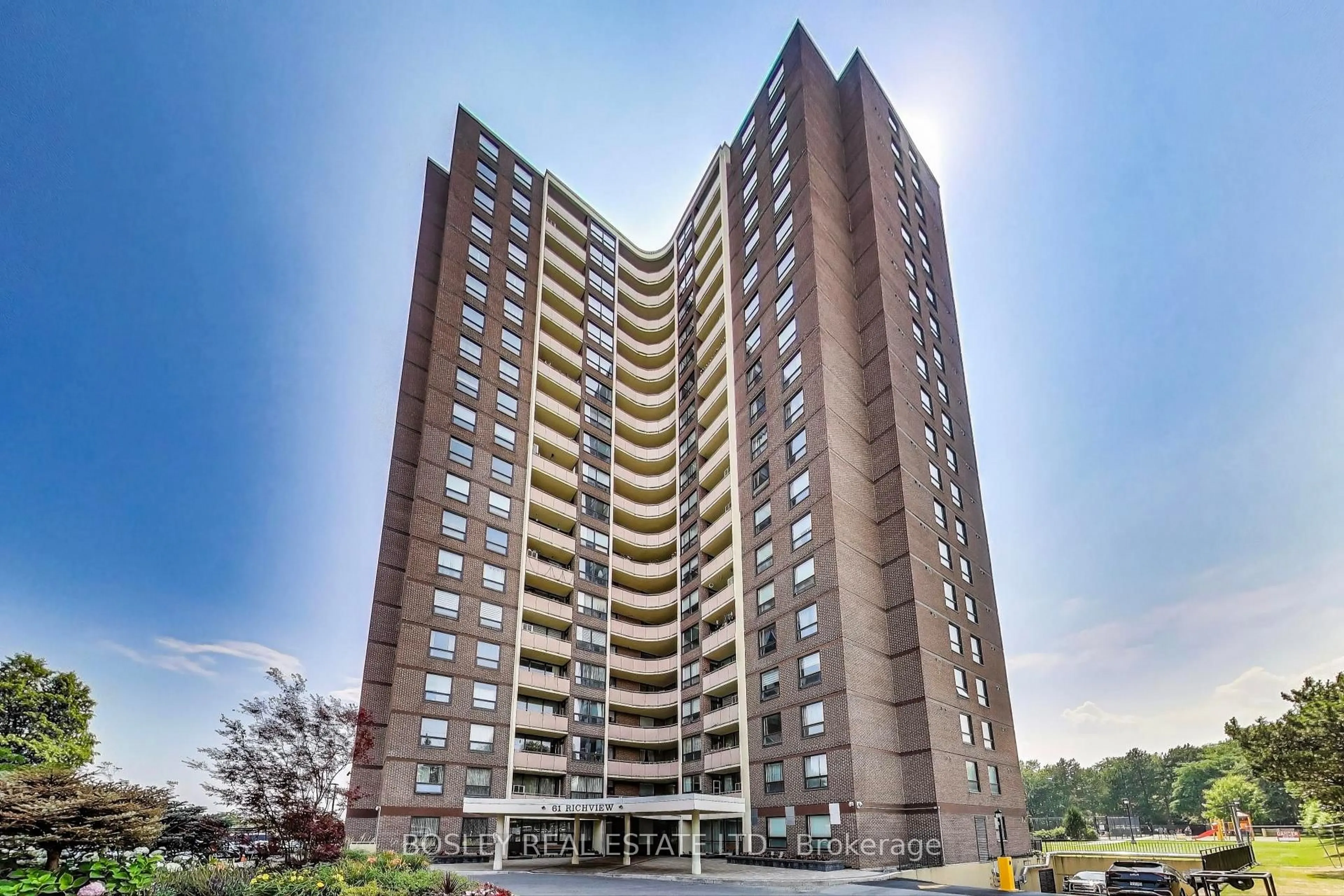 Indoor foyer for 61 Richview Rd #1409, Toronto Ontario M9A 4M8