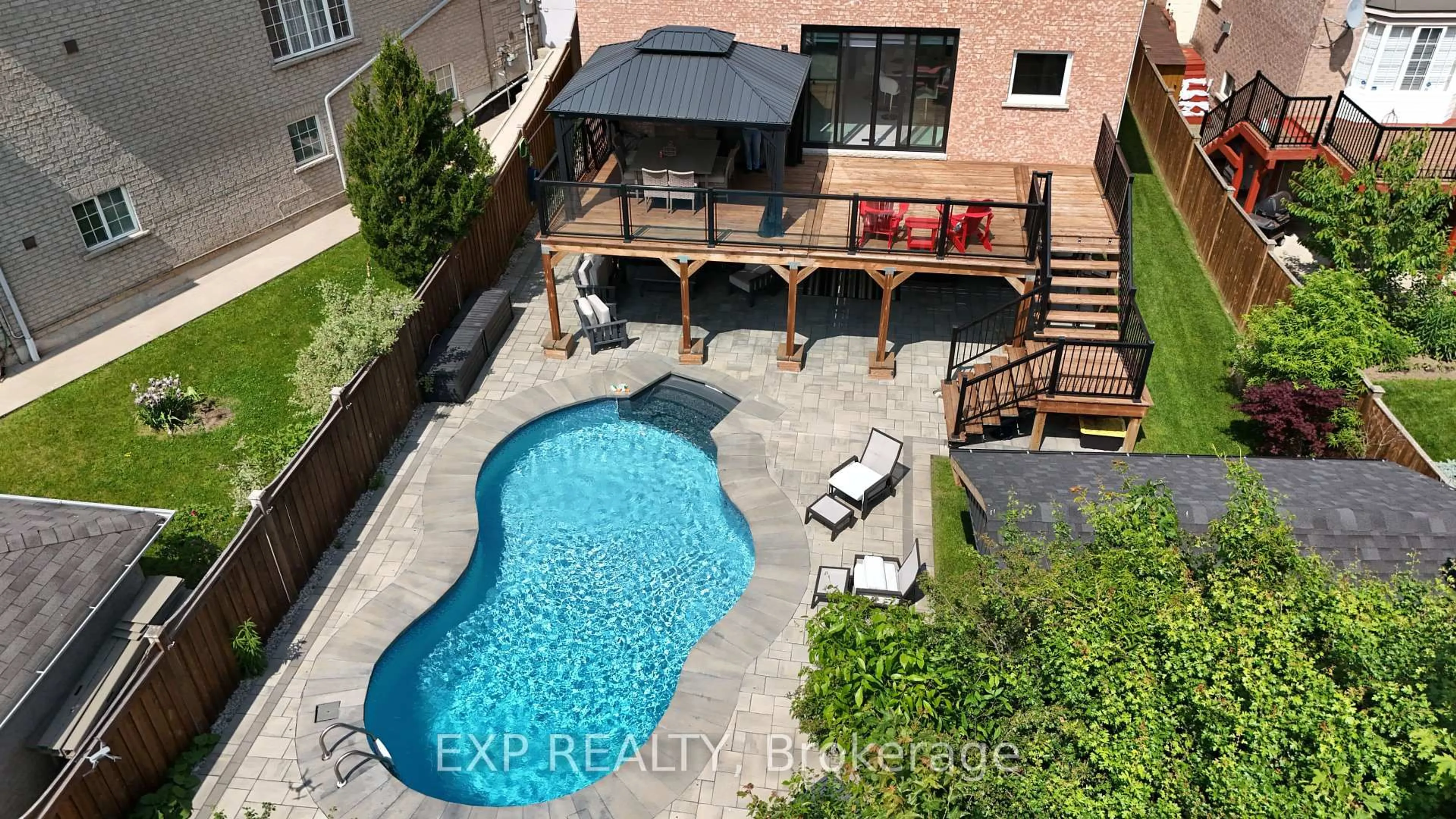 Pool for 100 Dells Cres, Brampton Ontario L7A 2X1