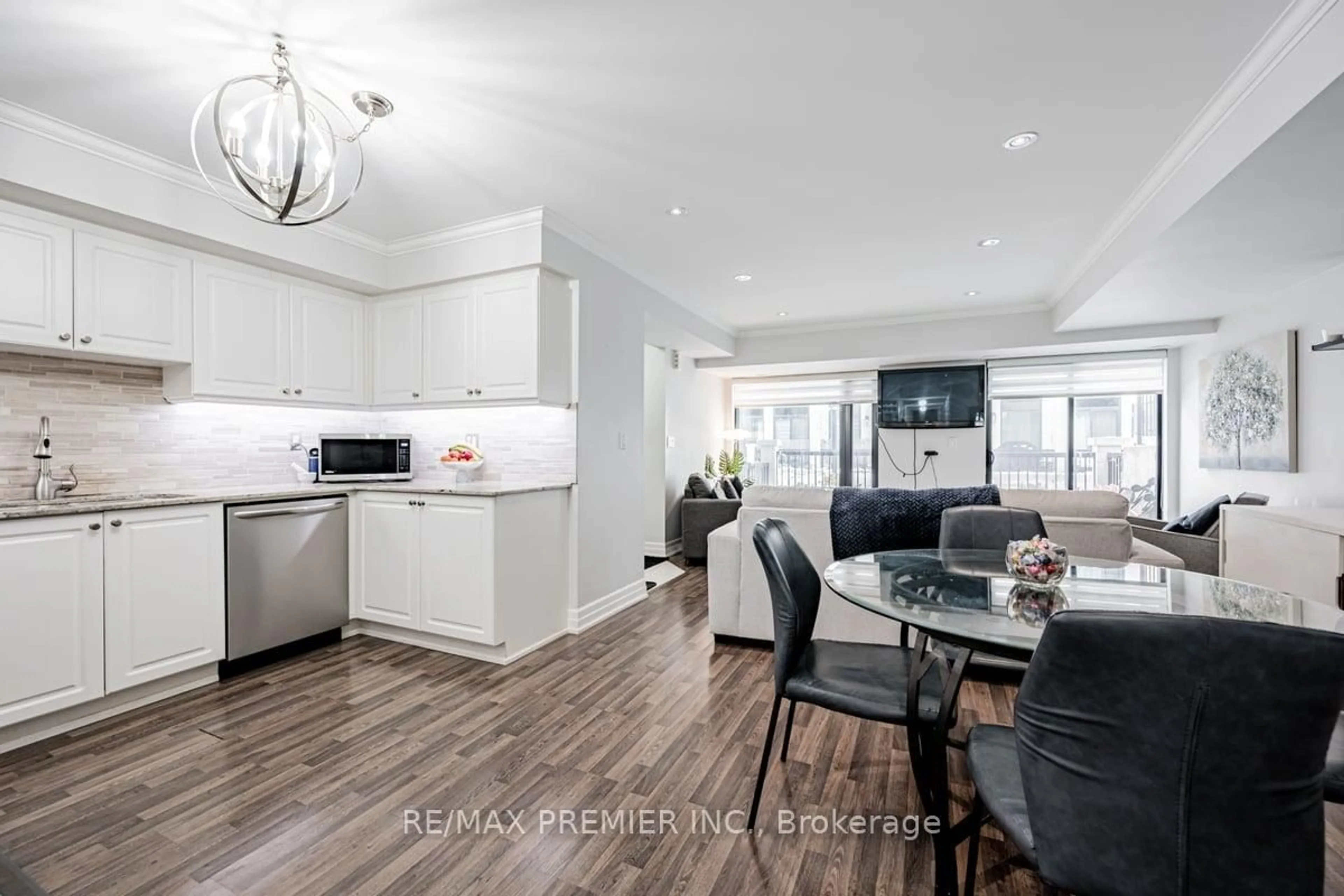 Open concept kitchen, unknown for 140 Widdicombe Hill Blvd #624, Toronto Ontario M9R 0A9