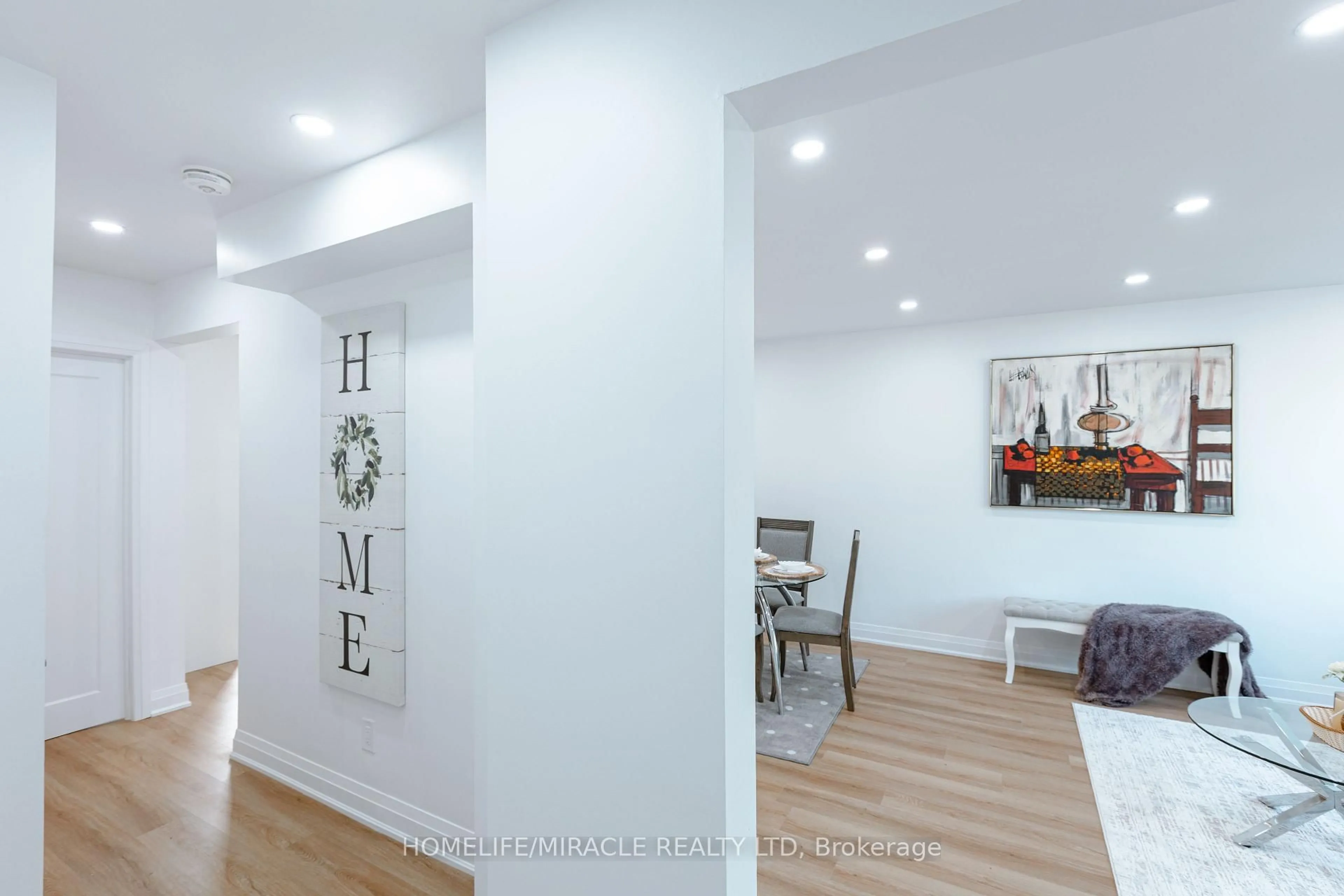 Unknown for 3594 Laddie Cres, Mississauga Ontario L4T 1N1