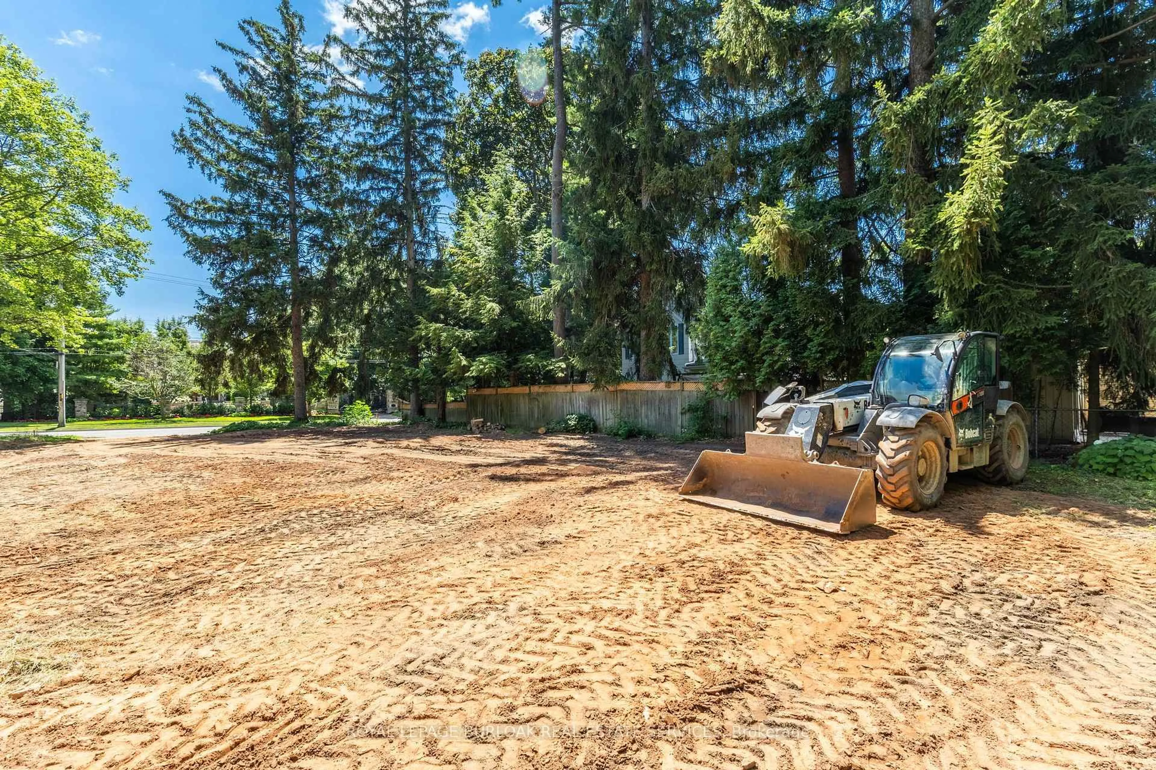 A pic from outside/outdoor area/front of a property/back of a property/a pic from drone, forest/trees view for 2379 Lakeshore Rd, Burlington Ontario L7R 1B7
