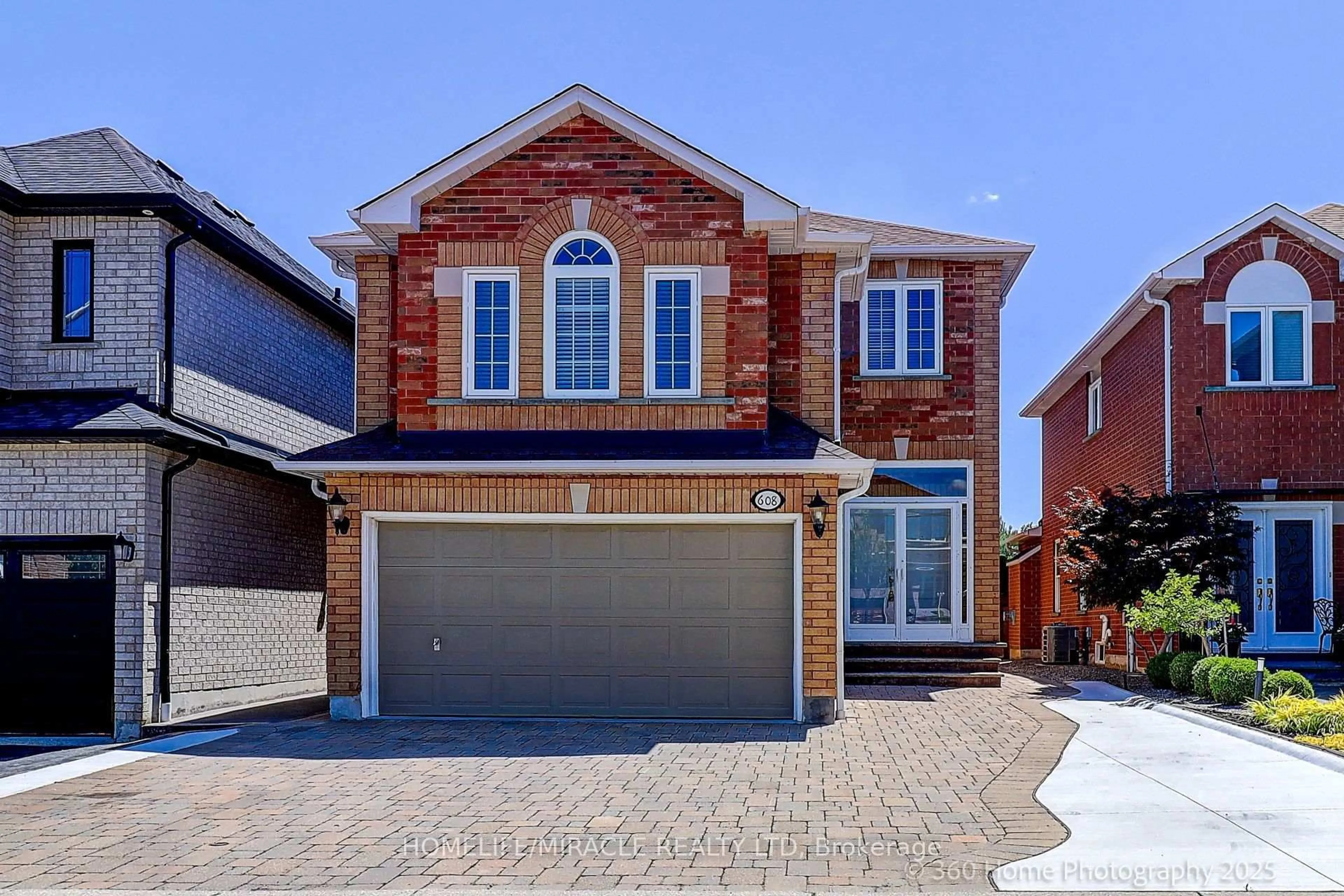 Home with brick exterior material, street for 608 Driftcurrent Dr, Mississauga Ontario L4Z 4A4