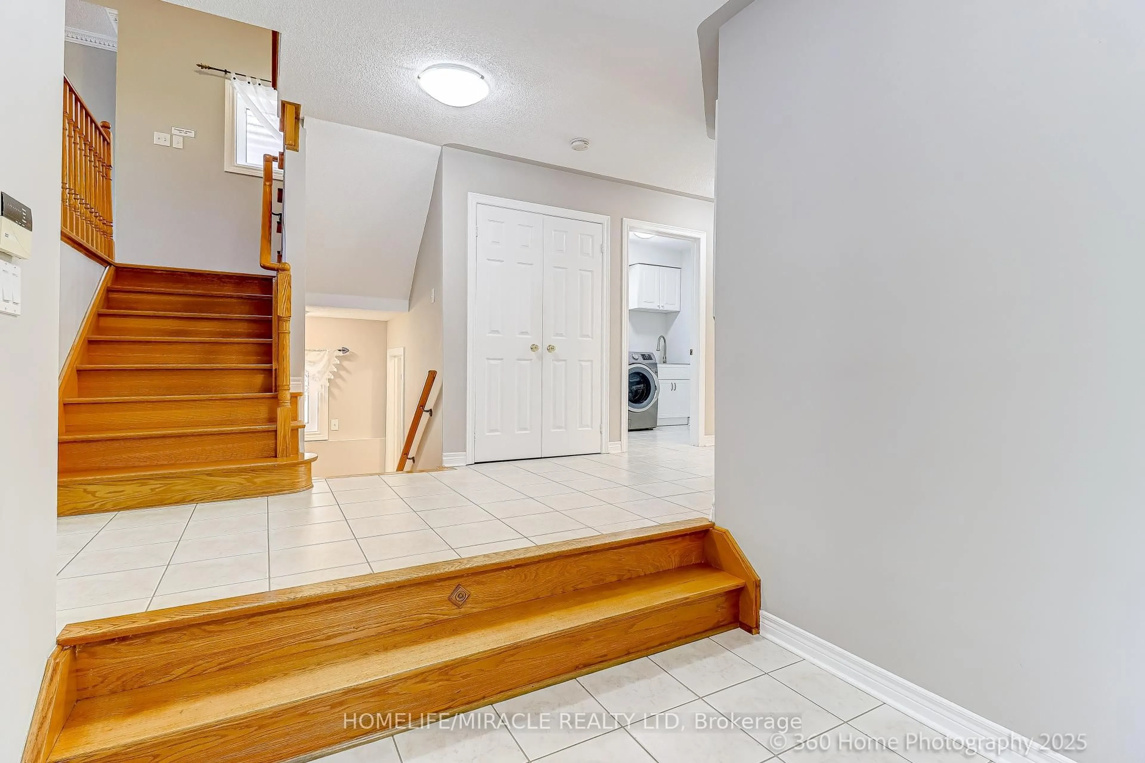 Unknown for 608 Driftcurrent Dr, Mississauga Ontario L4Z 4A4