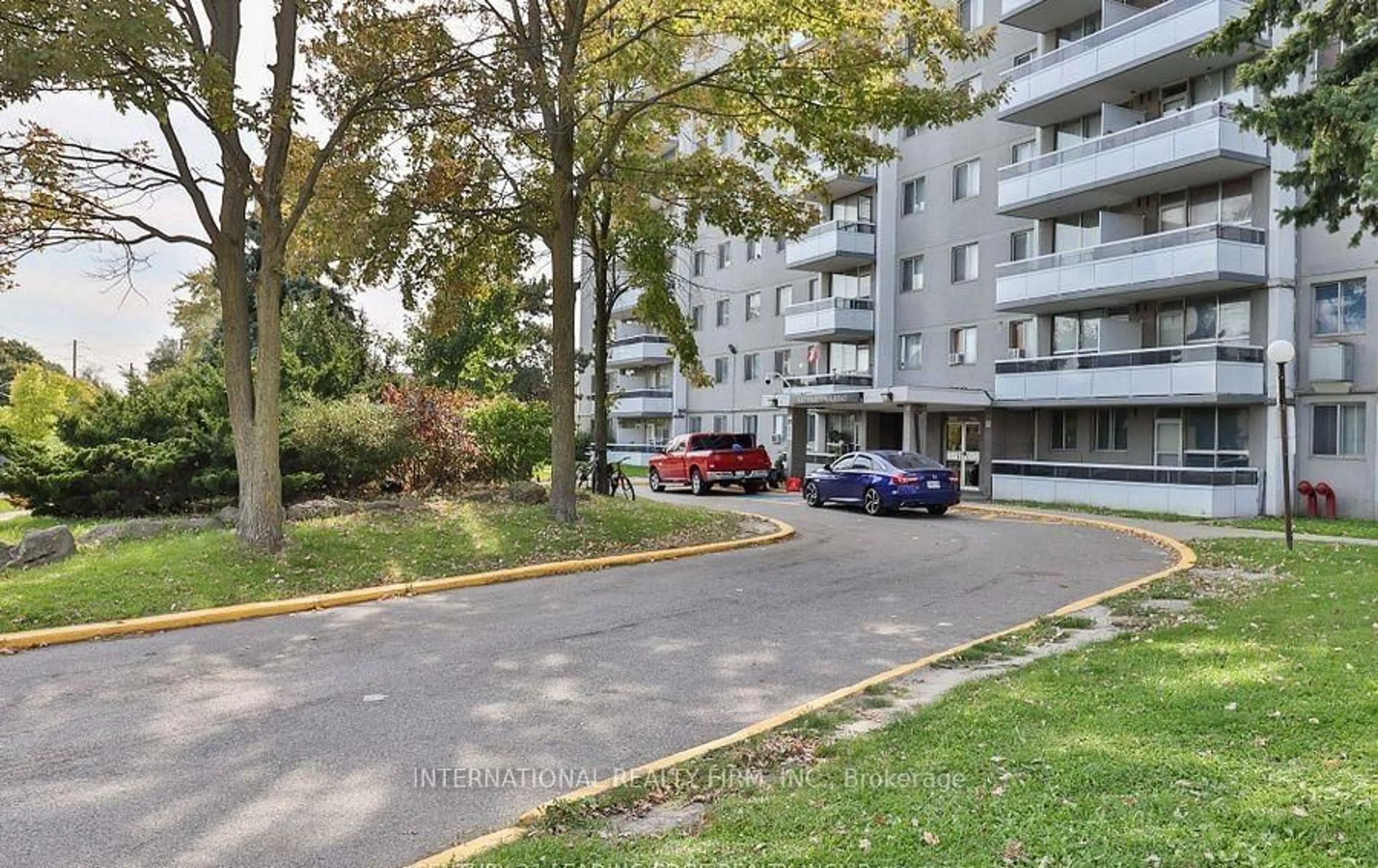 Unknown for 940 Caledonia Rd #809, Toronto Ontario M6B 3Y4