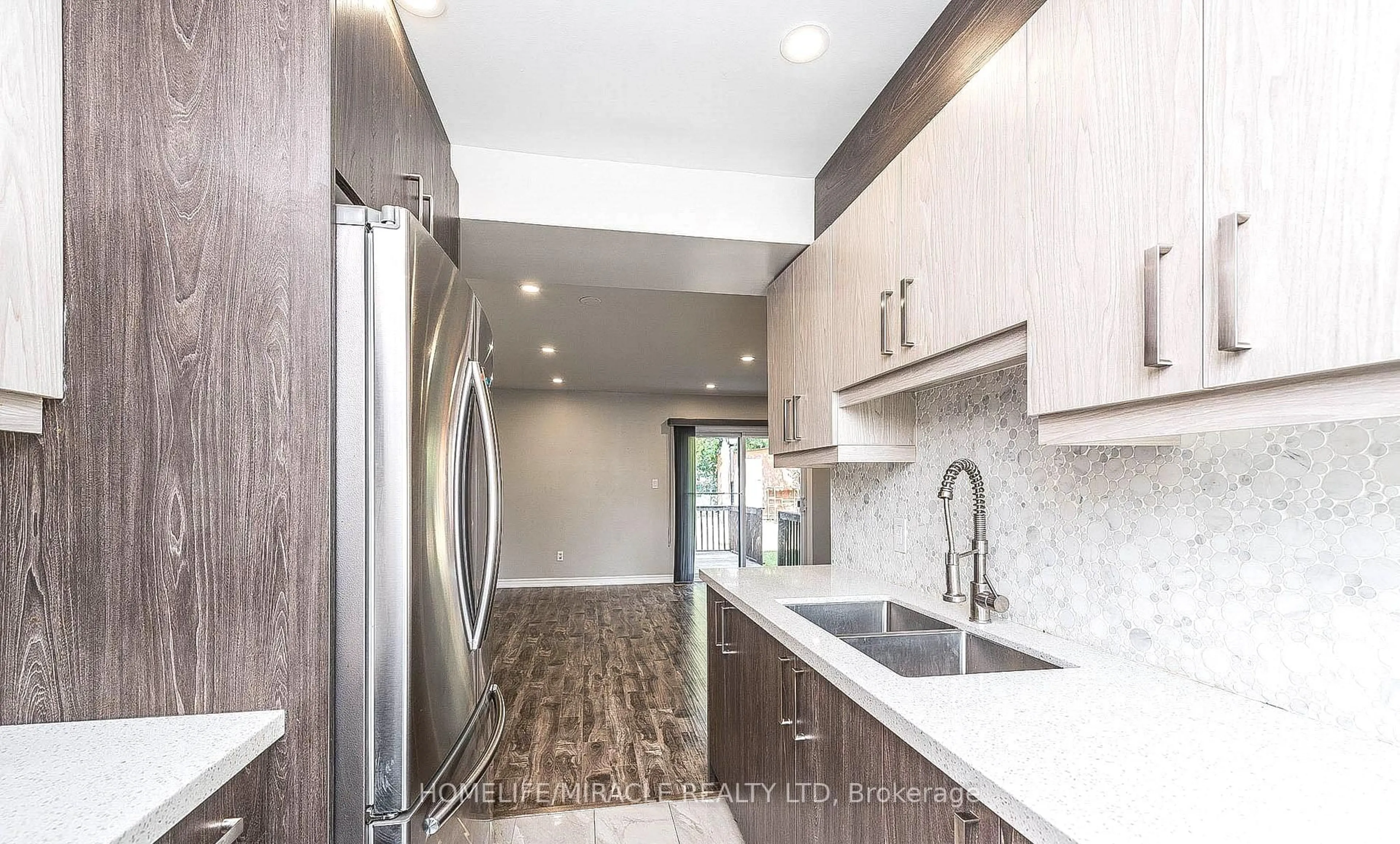 Contemporary kitchen, ceramic/tile floor for 91 Madoc Dr, Brampton Ontario L6V 2A3