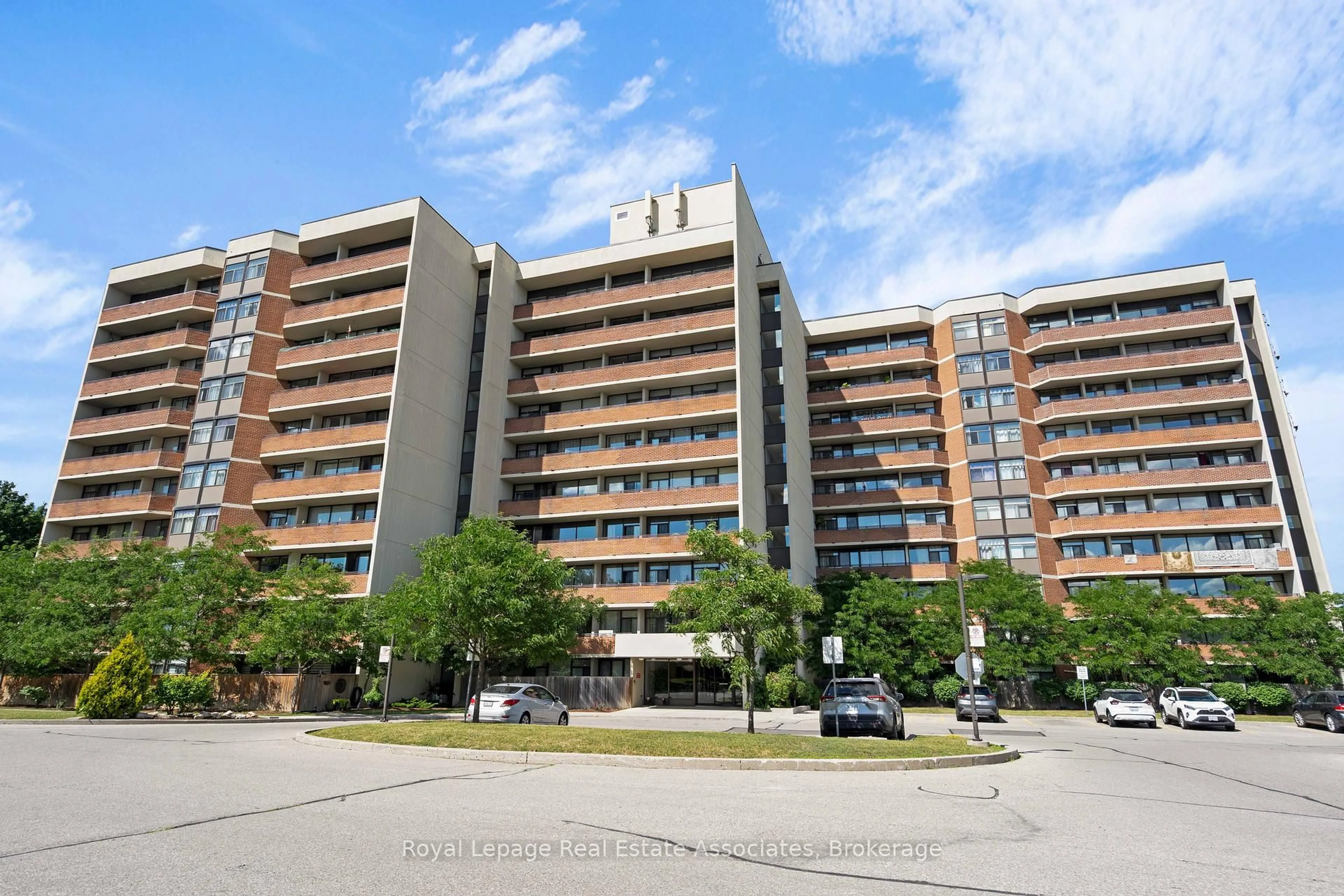 Unknown for 2301 Derry Rd #1004, Mississauga Ontario L5N 2R4