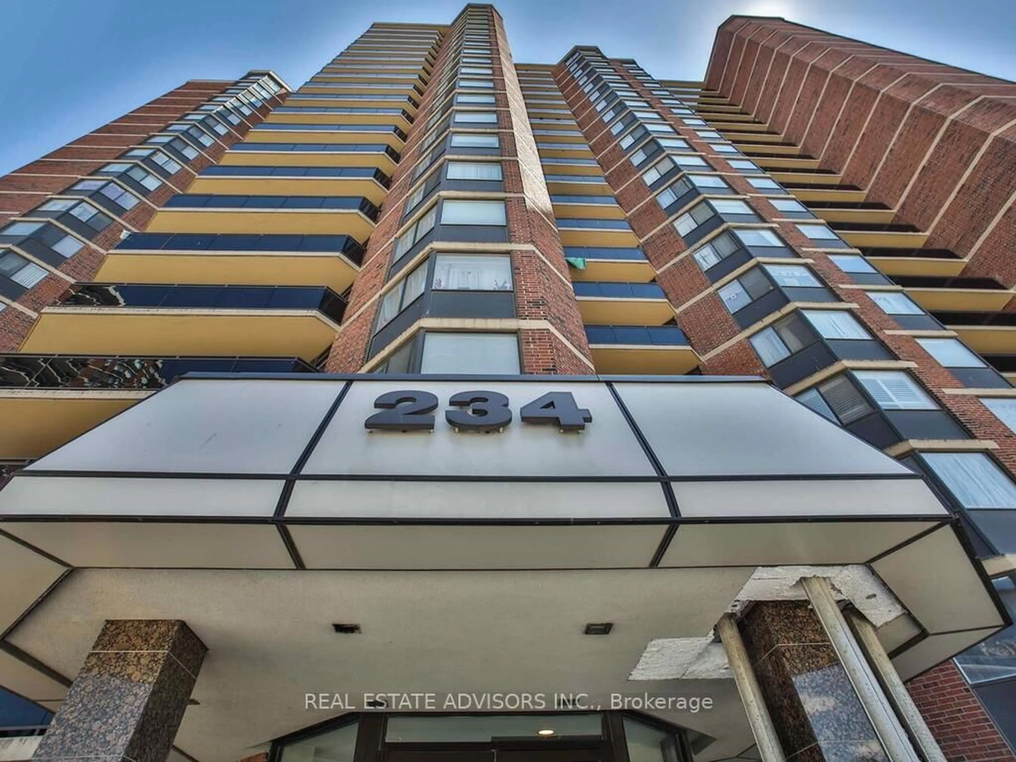 Indoor foyer for 234 Albion Rd #804, Toronto Ontario M9W 6A5