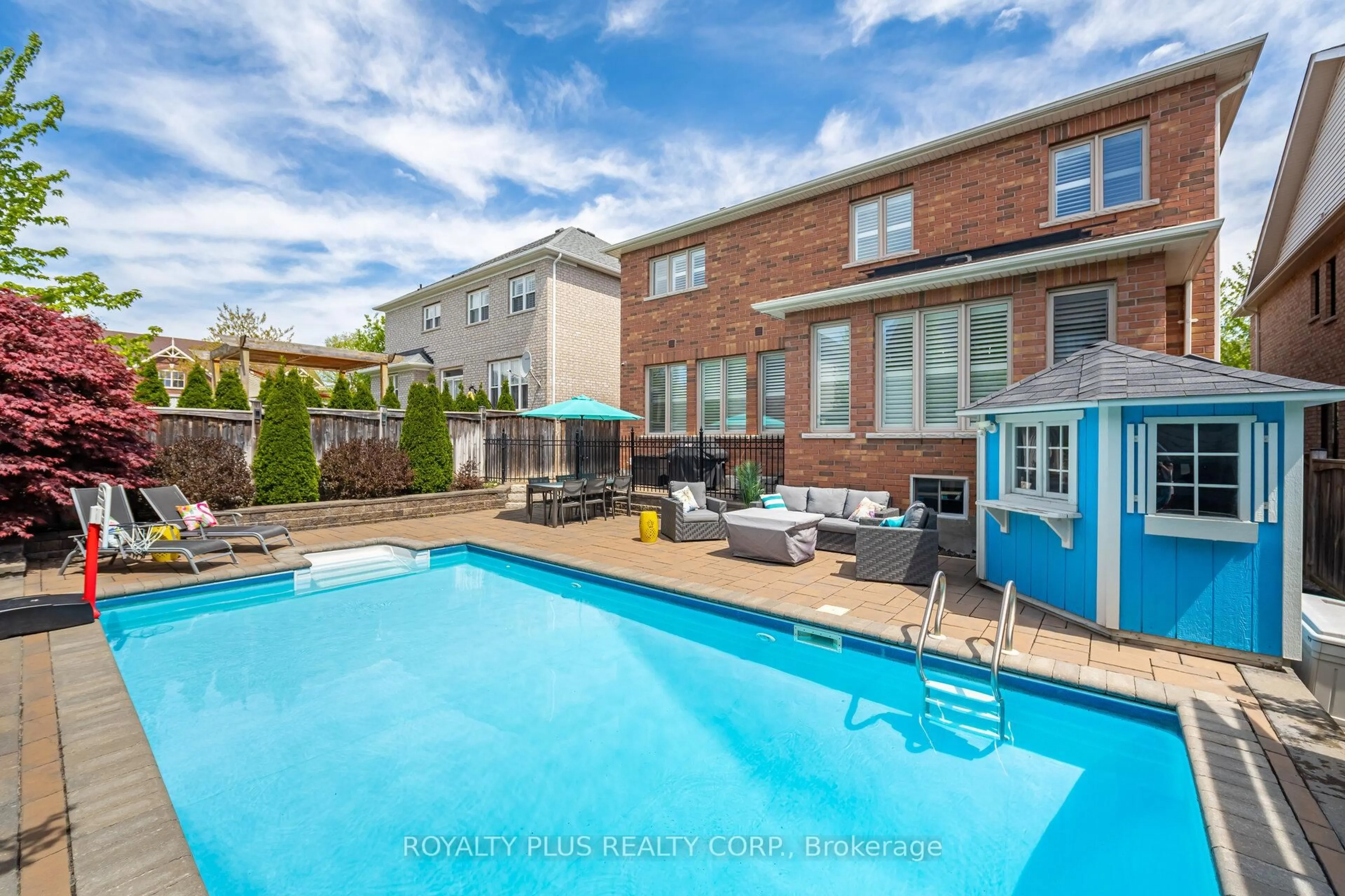 Pool for 25 Mccandless Crt, Caledon Ontario L7C 3R6