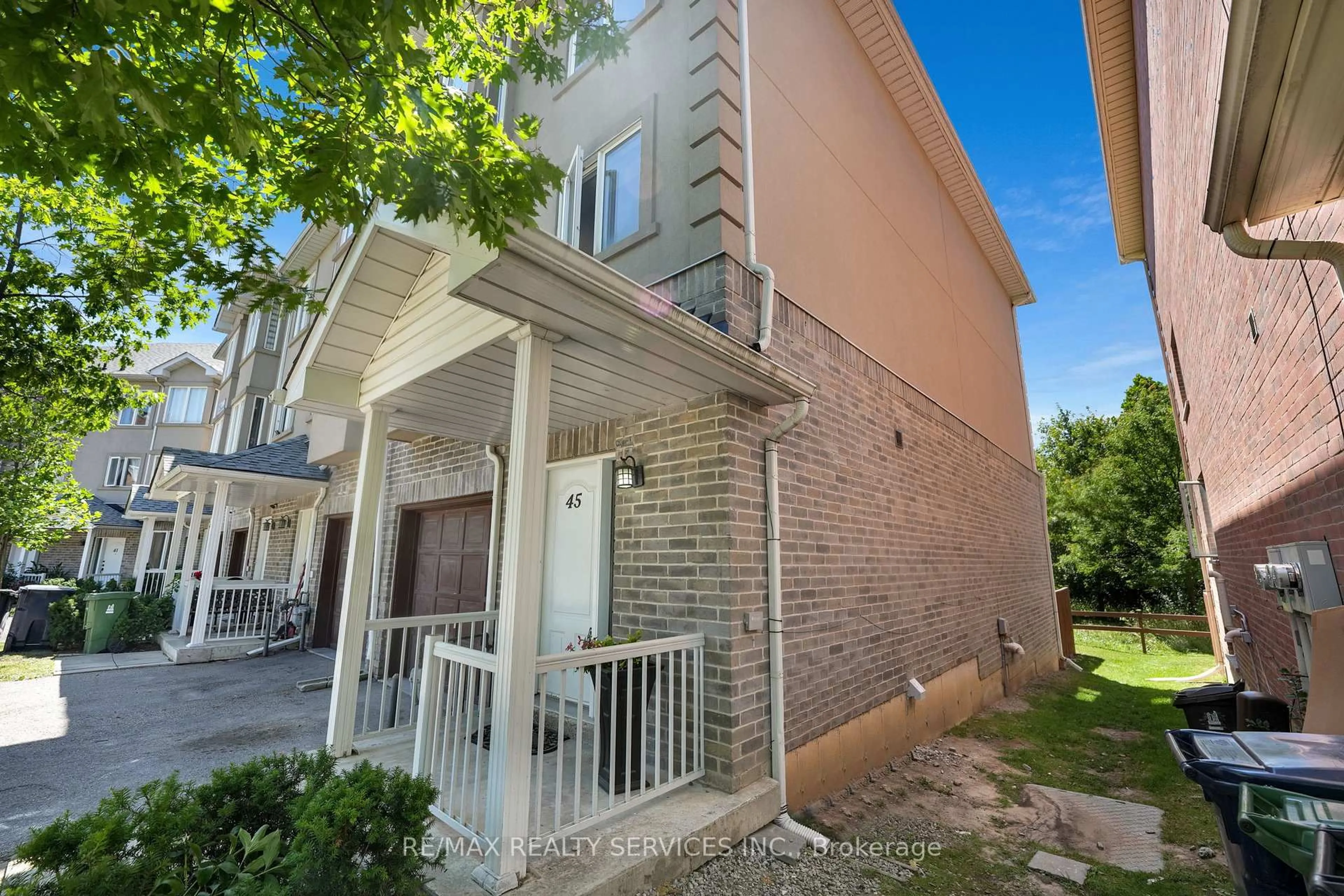 Patio, unknown for 3059 Finch Ave #45, Toronto Ontario M9M 0A7