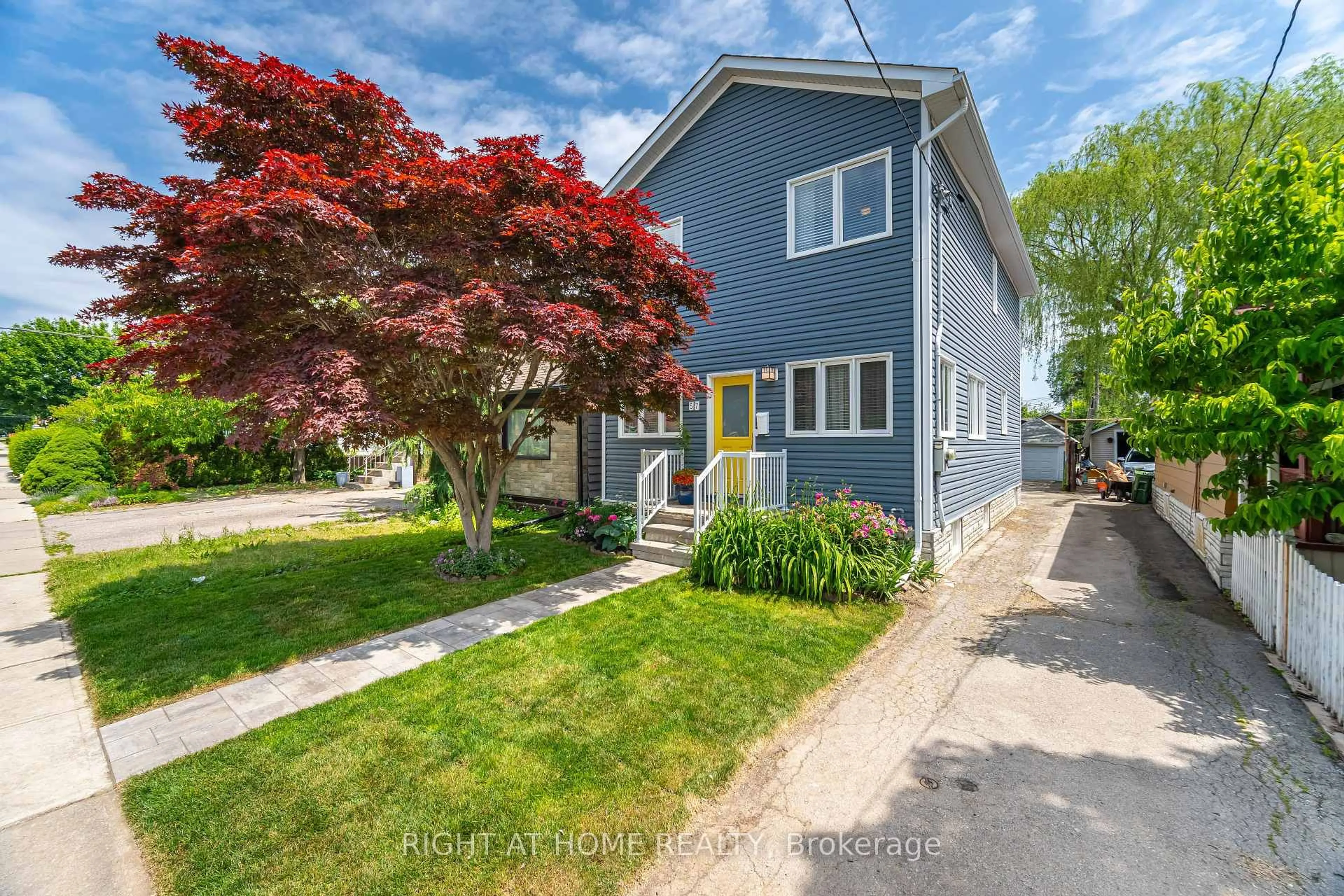 A pic from outside/outdoor area/front of a property/back of a property/a pic from drone, street for 57 Twenty Fifth St, Toronto Ontario M8V 3P6