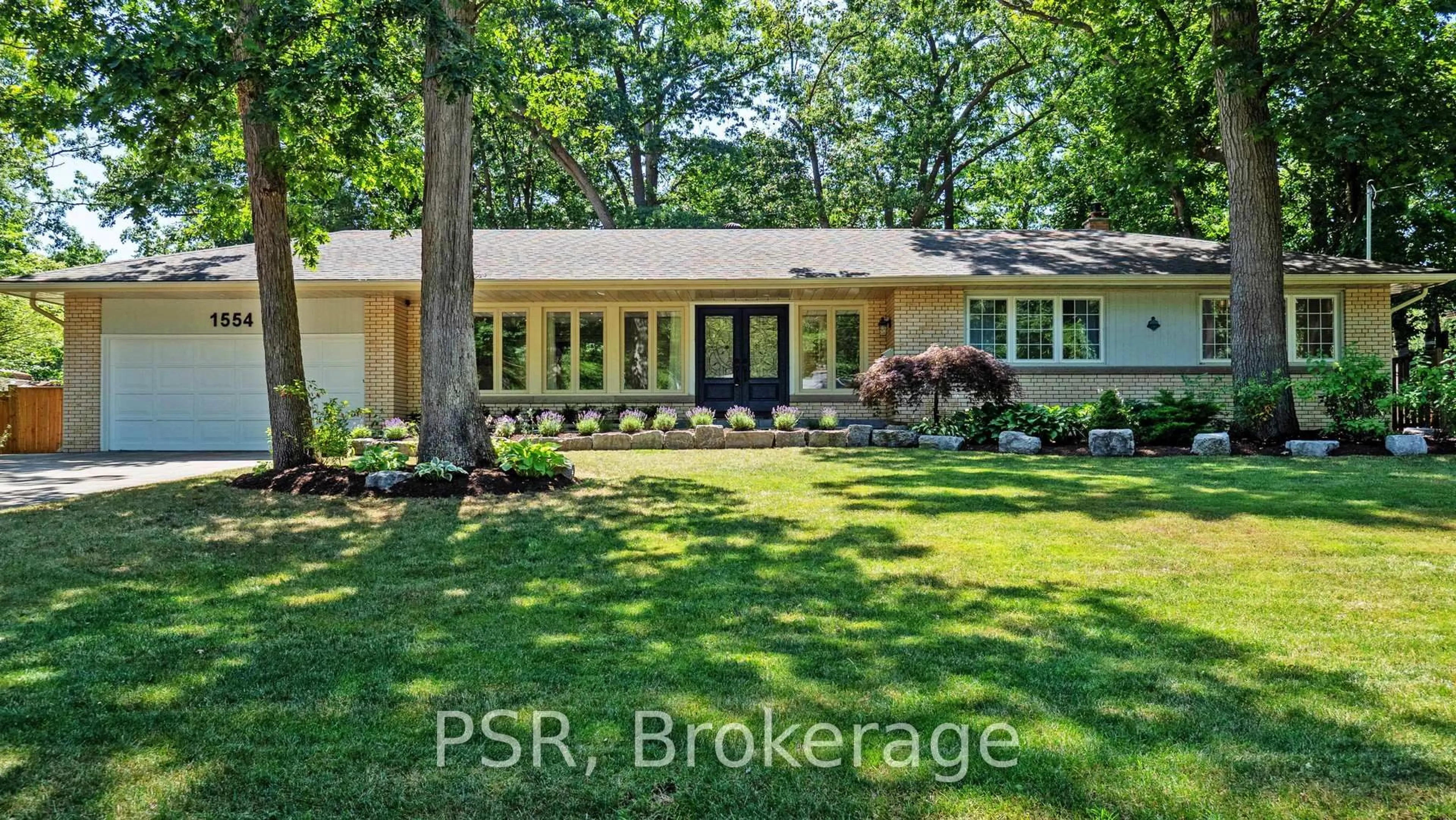 Home with brick exterior material, street for 1554 Randor Dr, Mississauga Ontario L5J 3C7