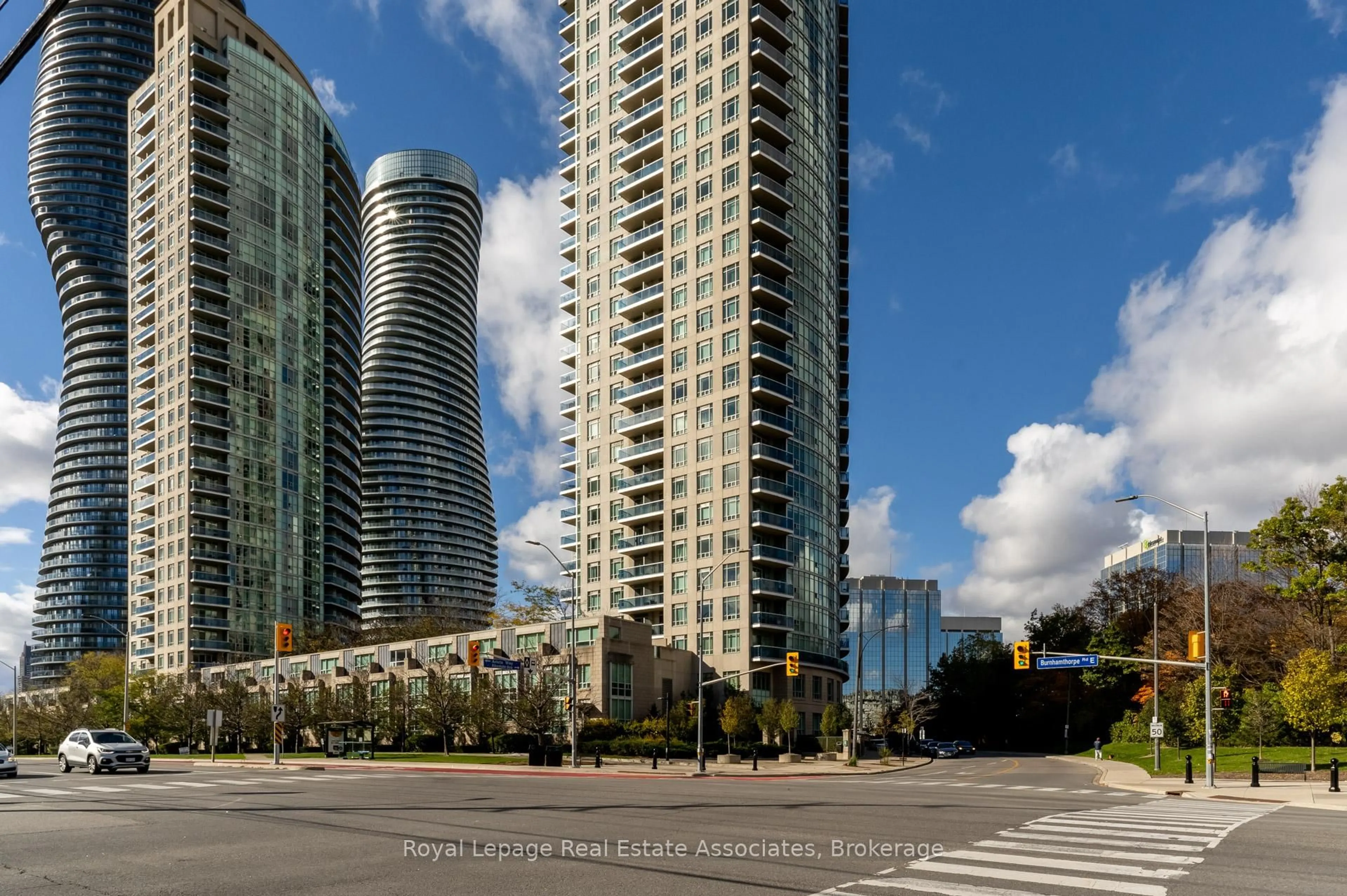 Patio, unknown for 90 Absolute Ave #2410, Mississauga Ontario L4Z 0A3