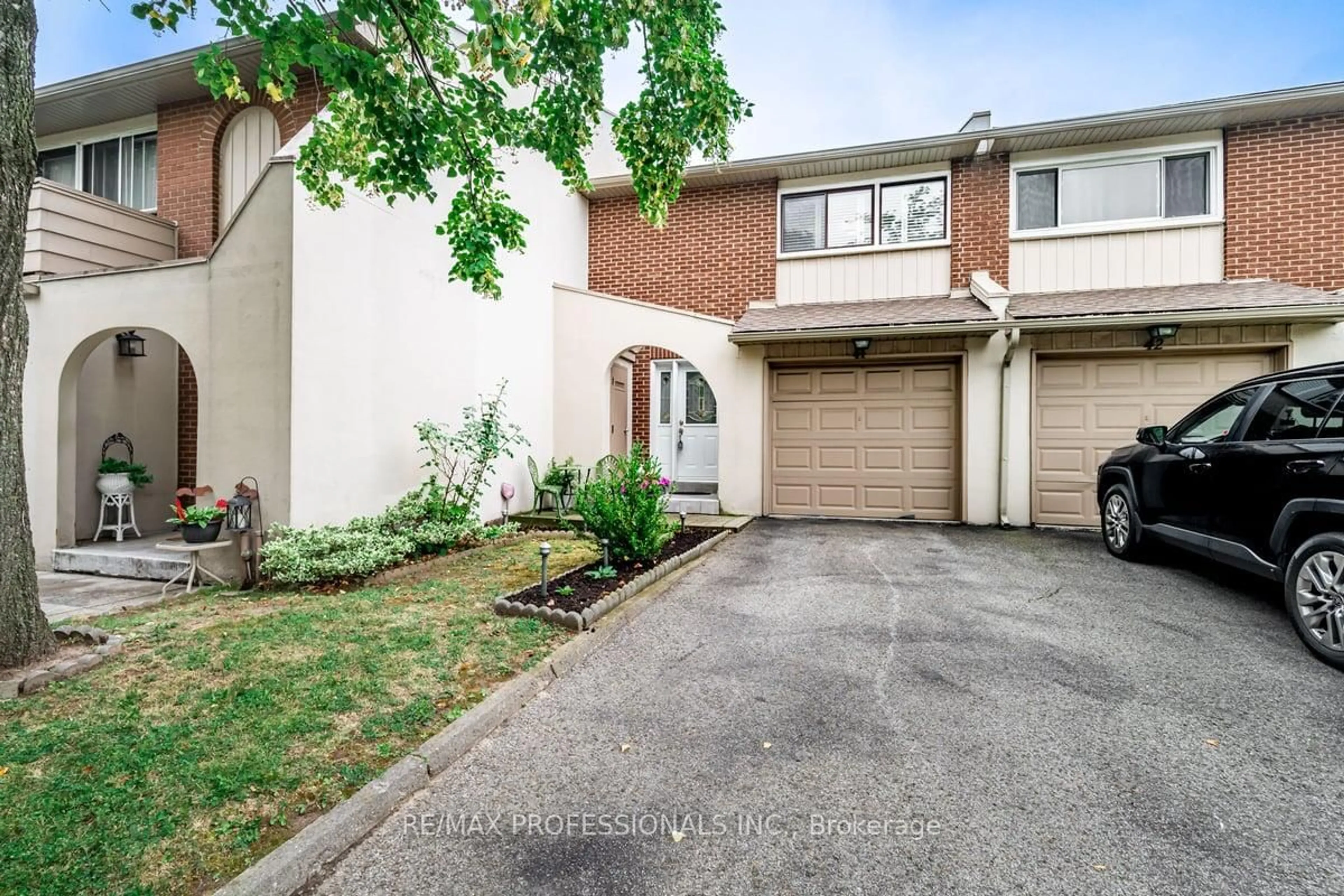 Unknown for 1180 Mississauga Valley Blvd #41, Mississauga Ontario L5A 3M9