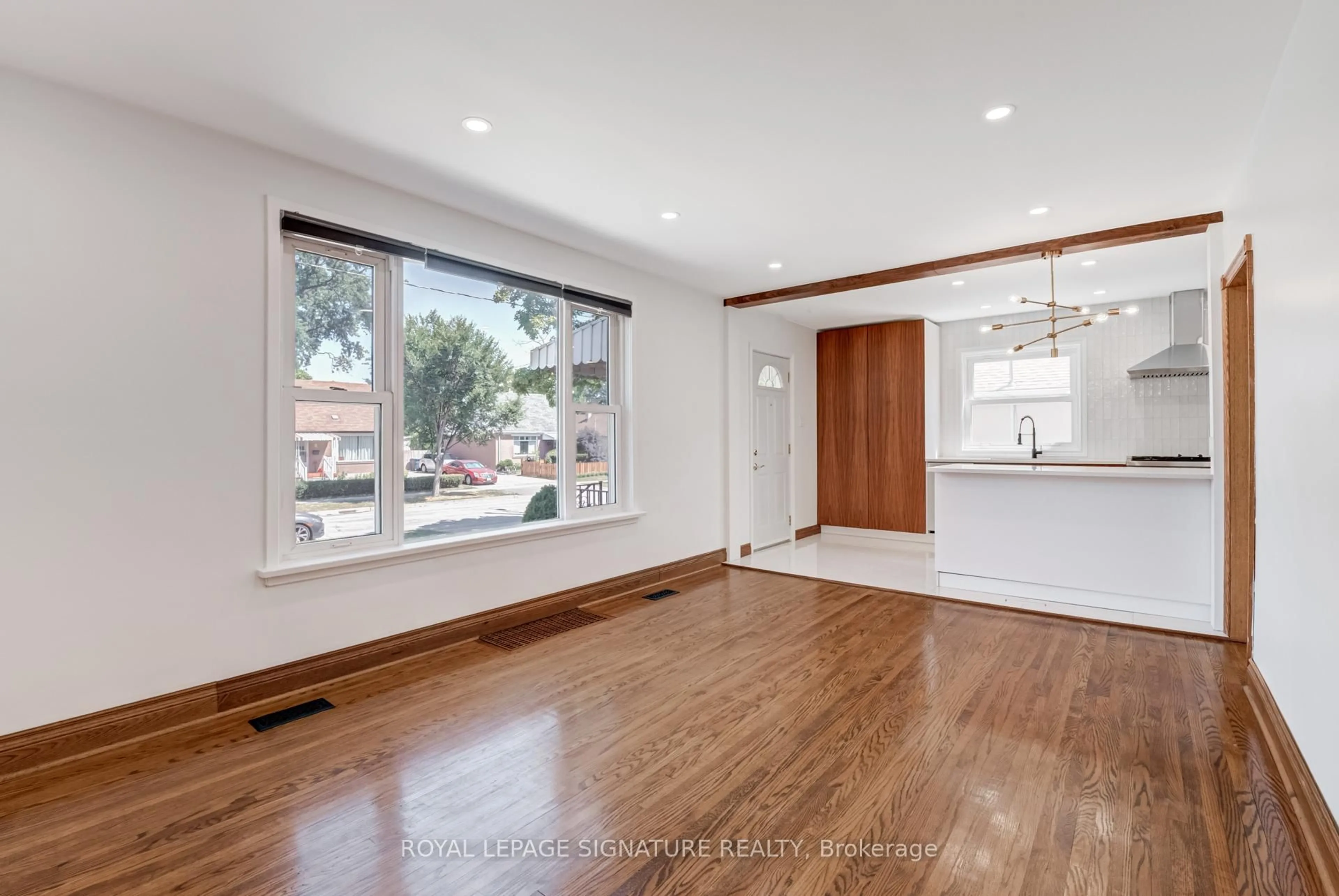 Indoor entryway for 5 Densmore Ave, Toronto Ontario M9W 1V3