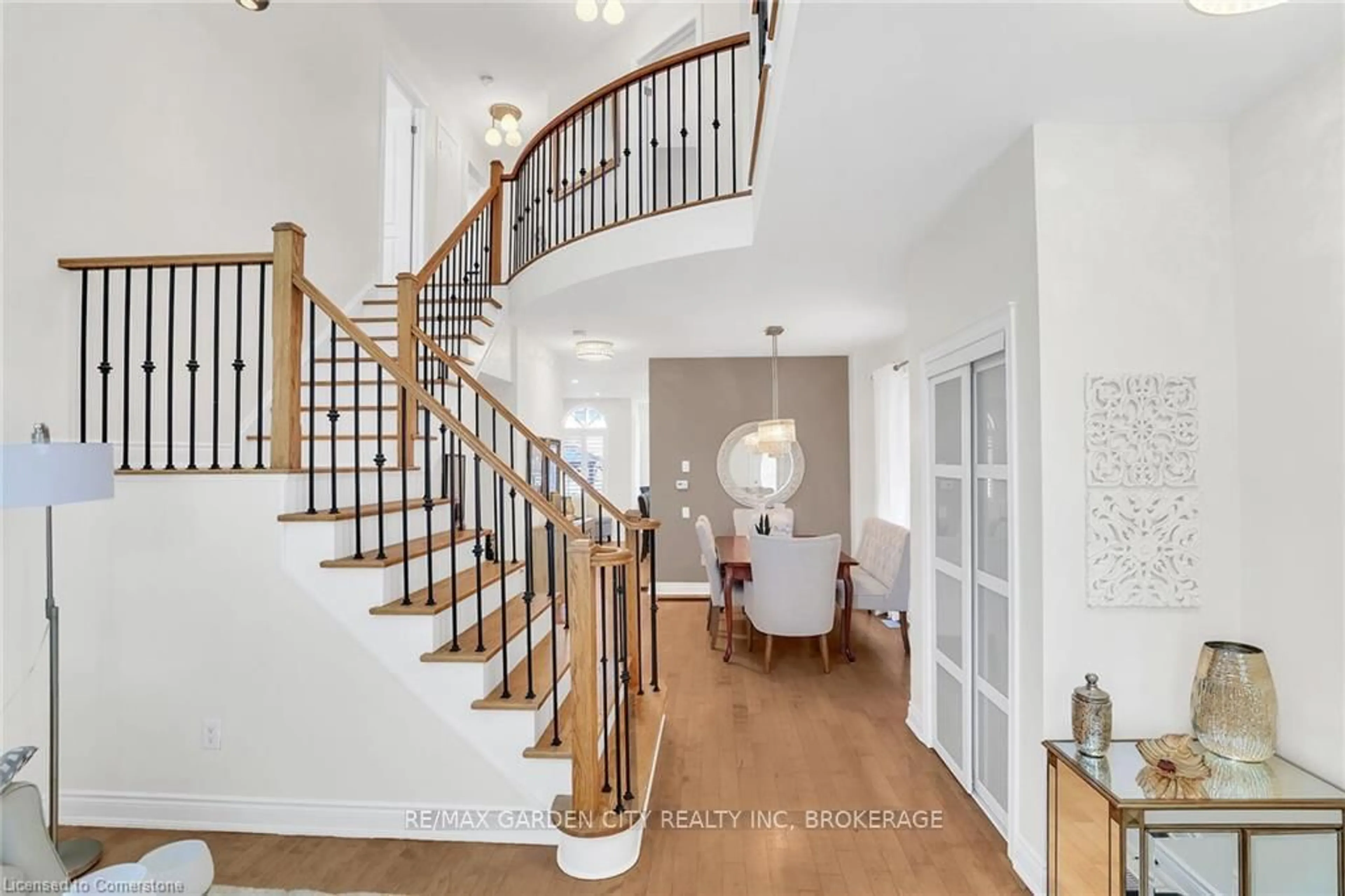 Unknown for 3323 Whilabout Terr, Oakville Ontario L6L 0A8