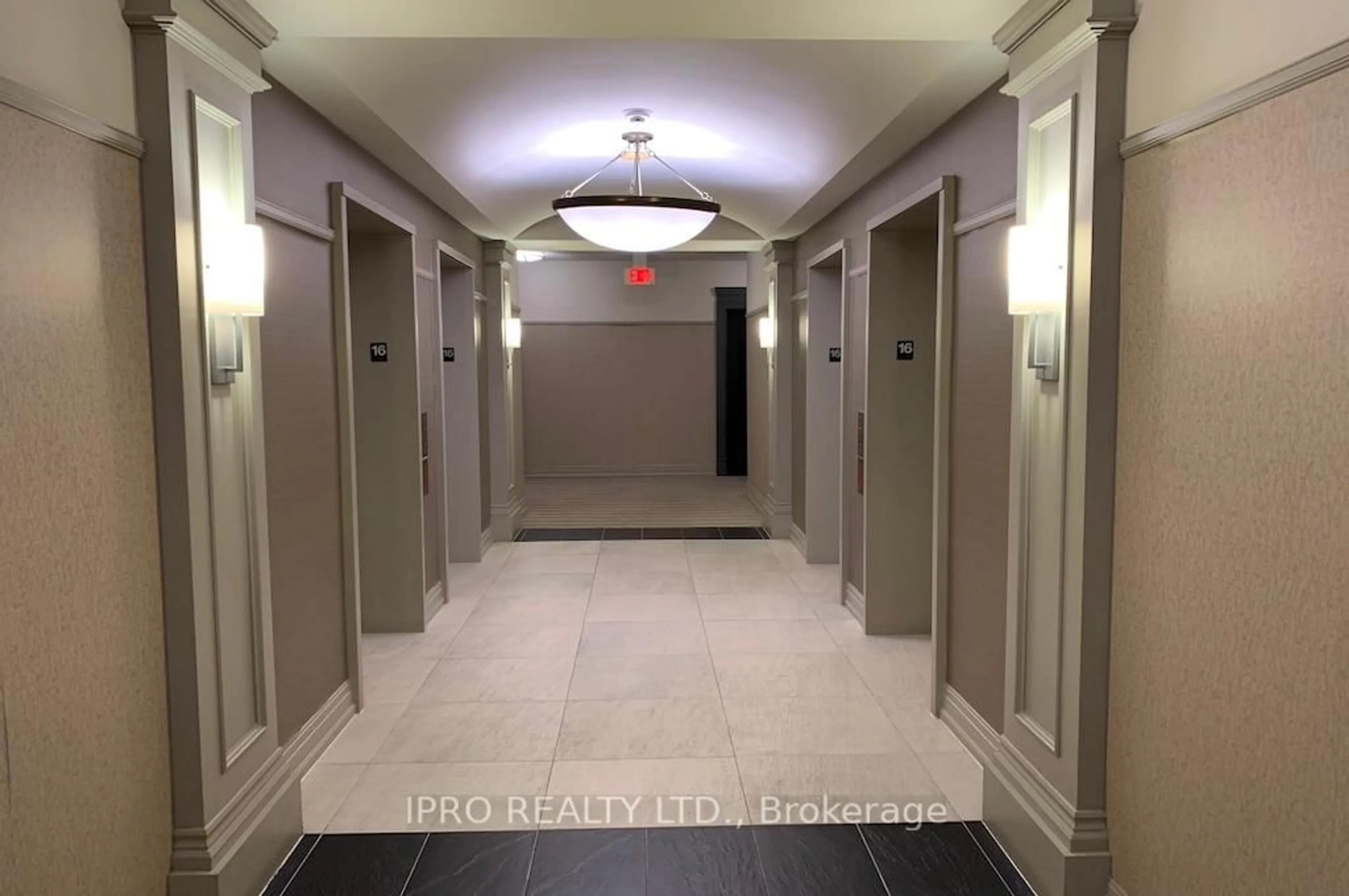 Indoor foyer for 388 Prince of Wales Dr #1610, Mississauga Ontario L5B 0A1