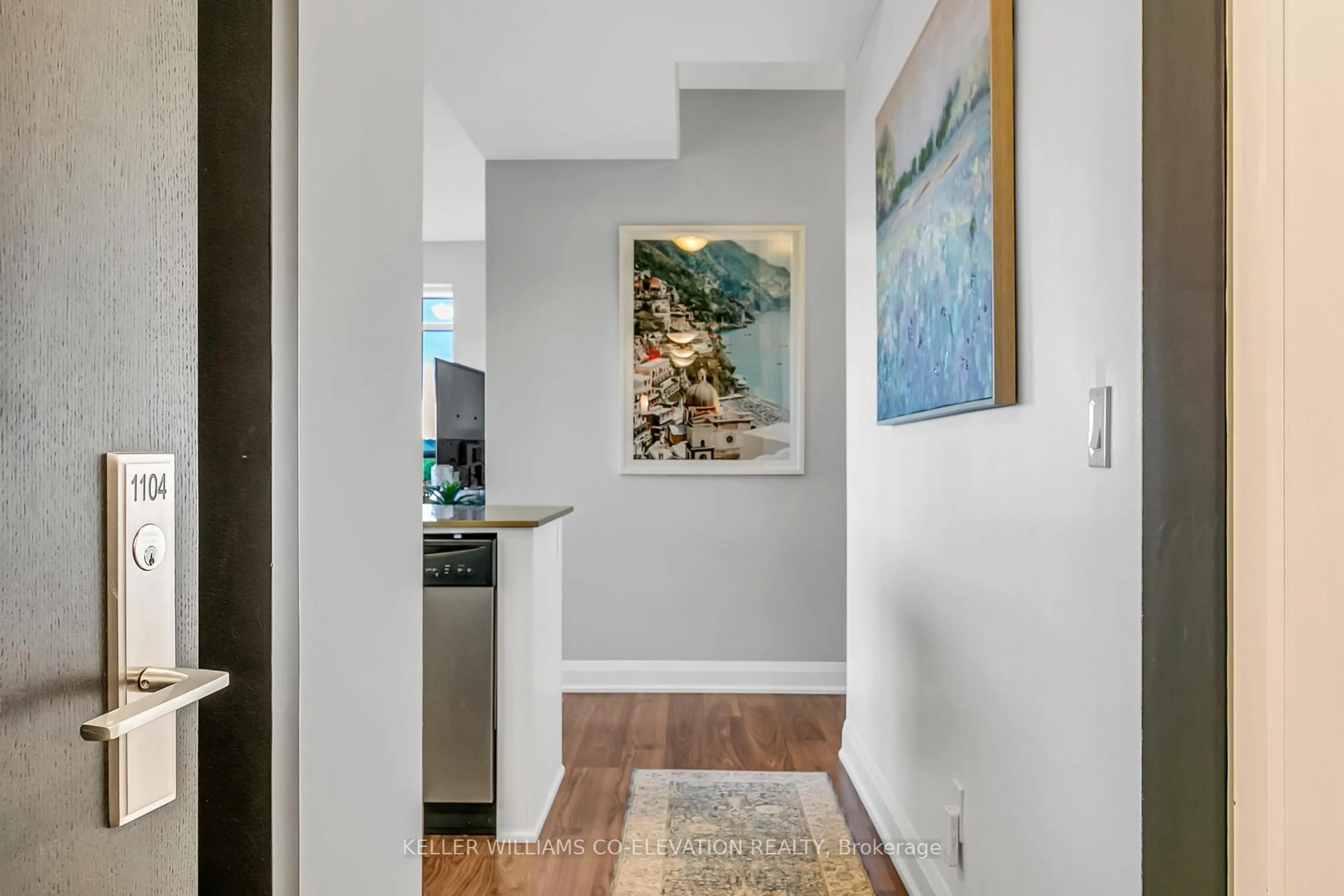 Indoor entryway for 25 Fontenay Crt #1104, Toronto Ontario M9A 0C4