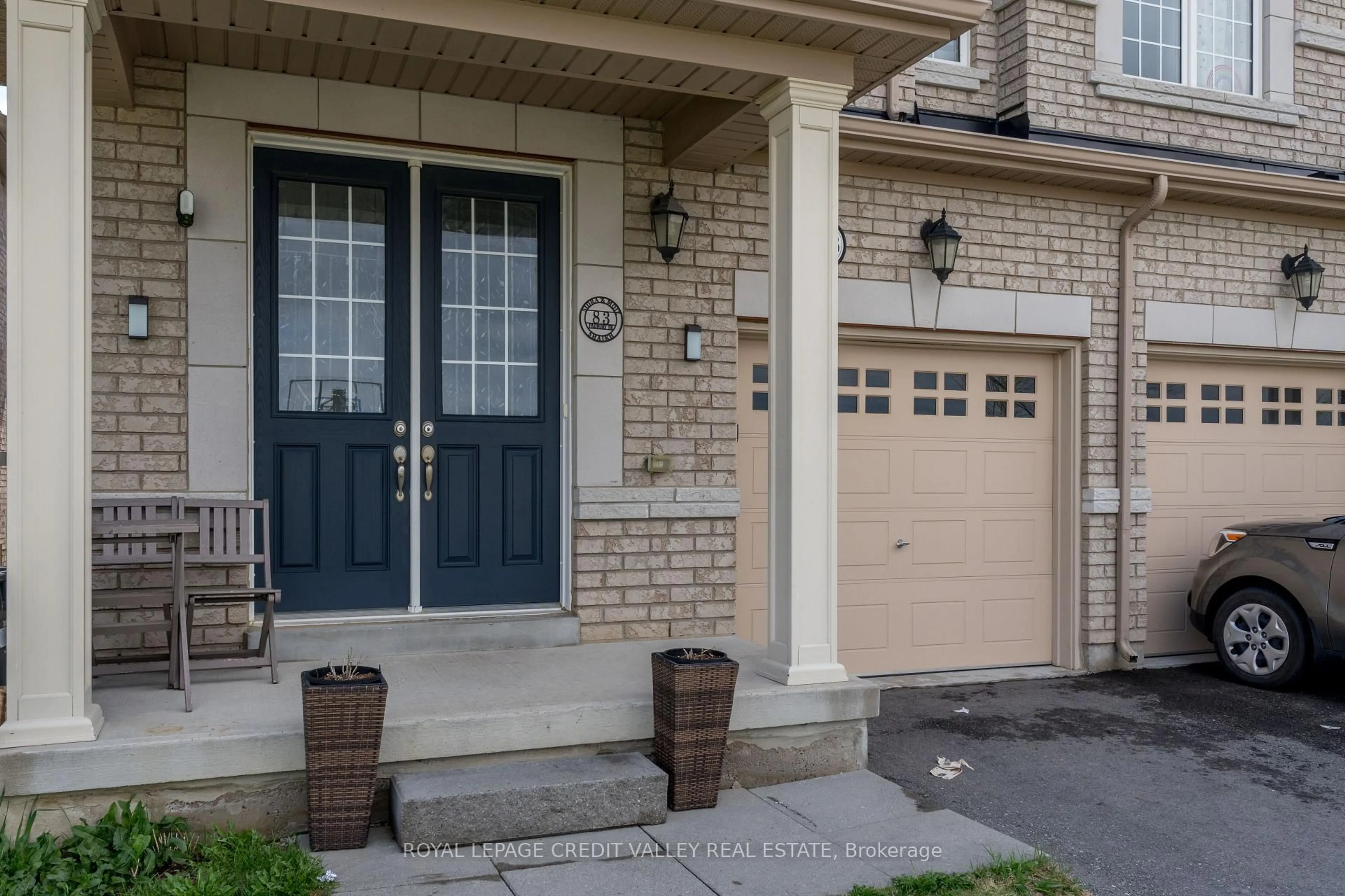 Unknown for 83 Padbury Tr, Brampton Ontario L7A 4V3