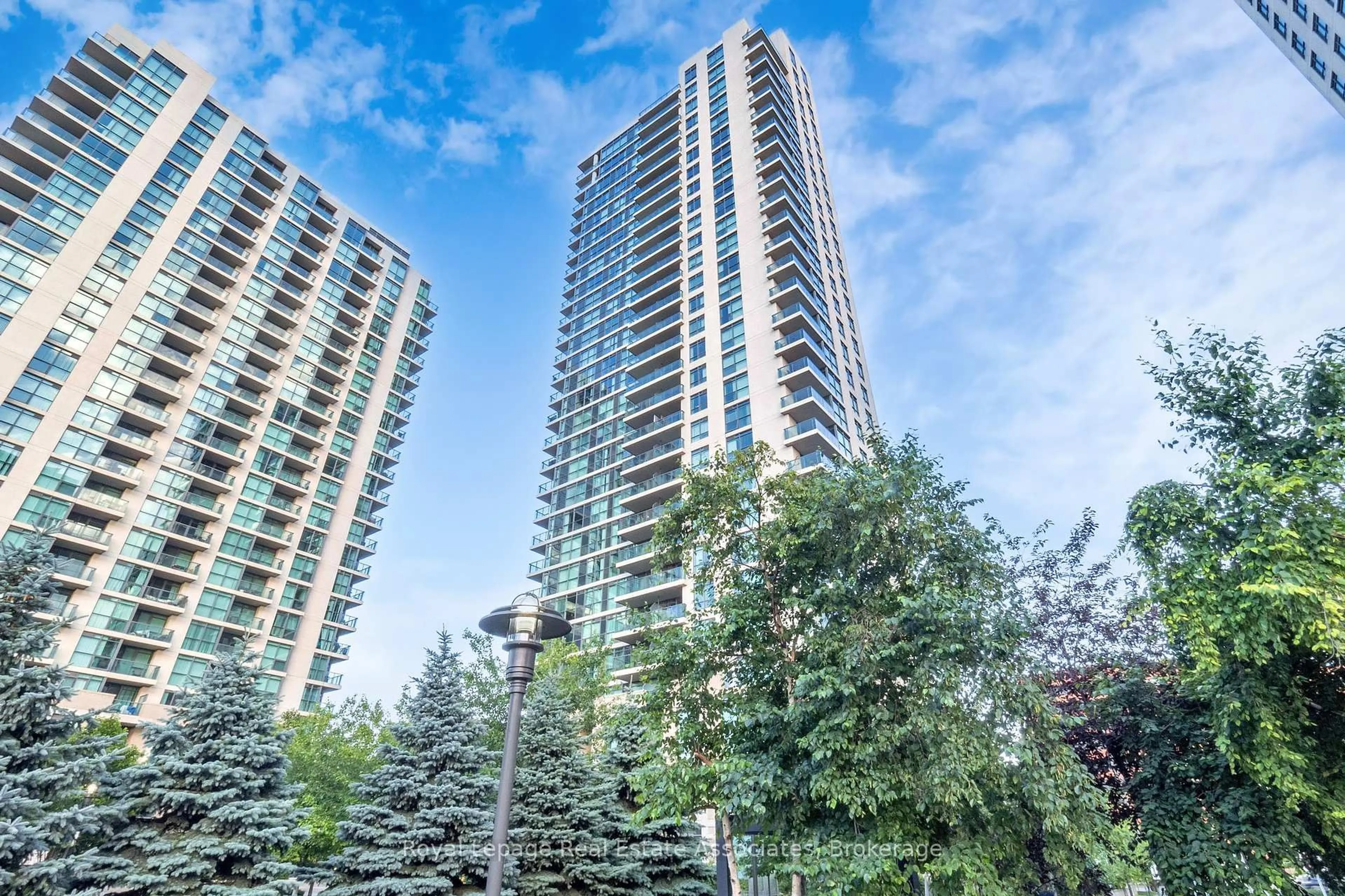 Patio, unknown for 215 Sherway Gardens Rd #2202, Toronto Ontario M9C 0A4