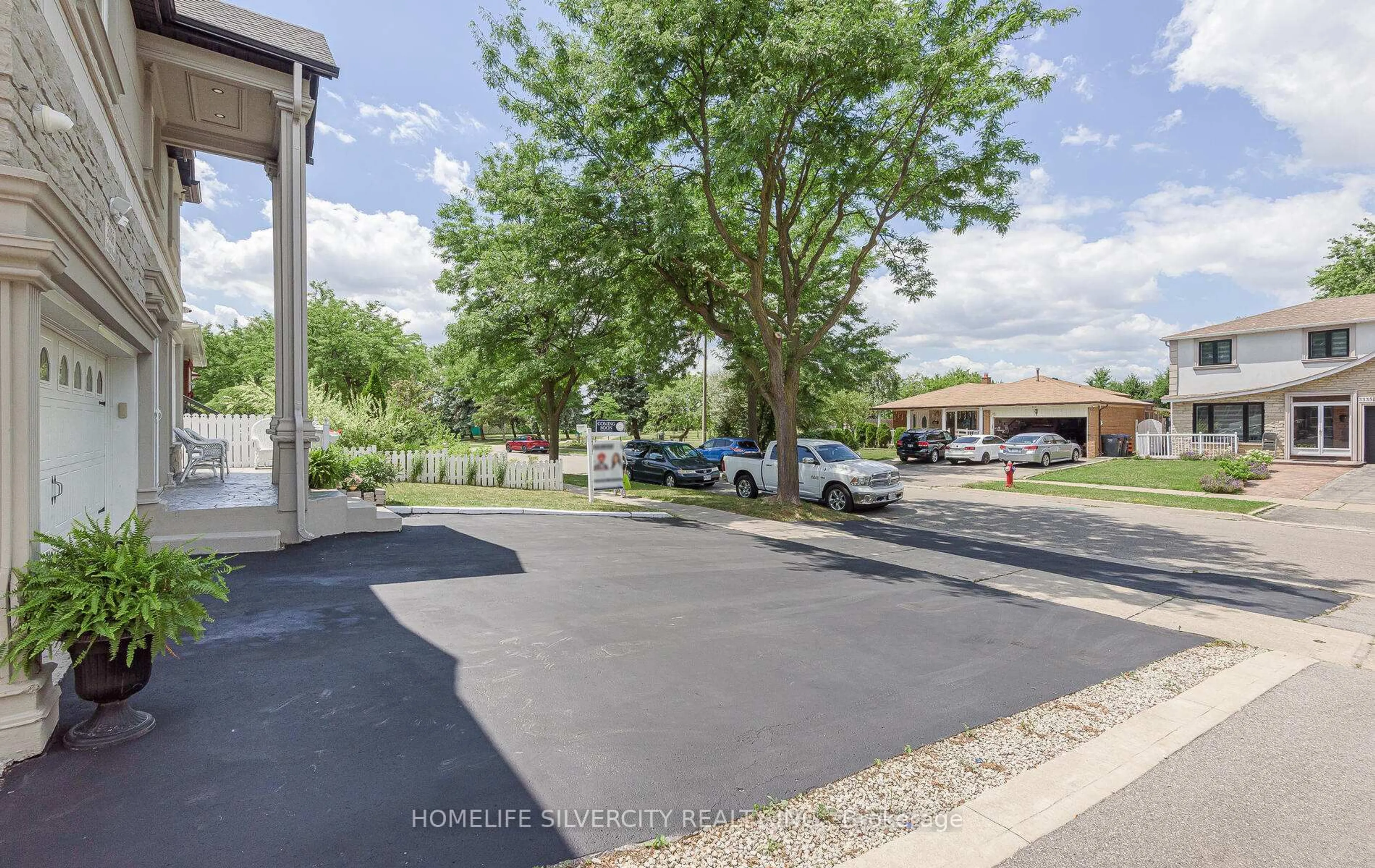 Unknown for 3336 Twilight Rd, Mississauga Ontario L4T 1Z9