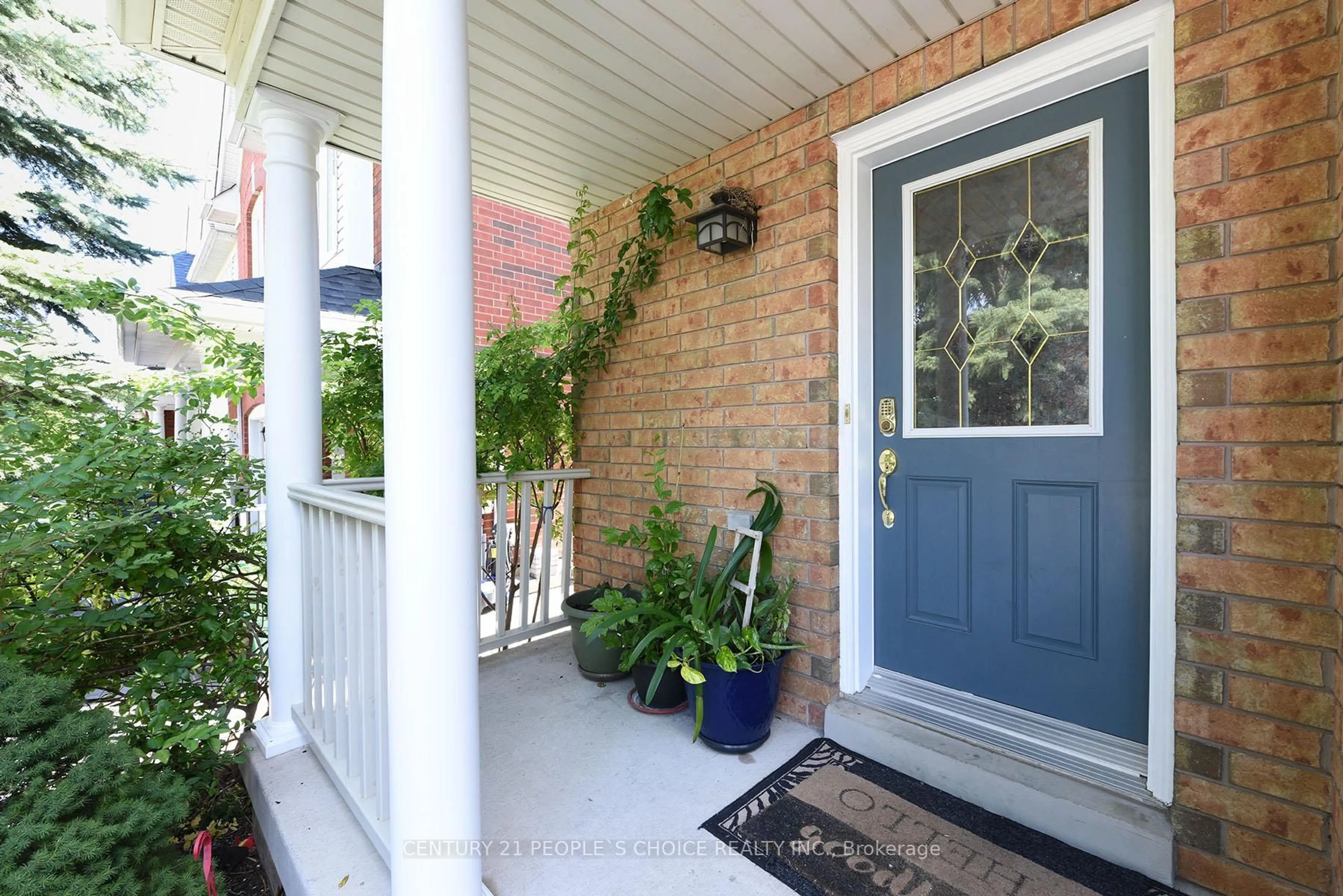 Indoor entryway for 3970 Stardust Dr, Mississauga Ontario L5M 8A5