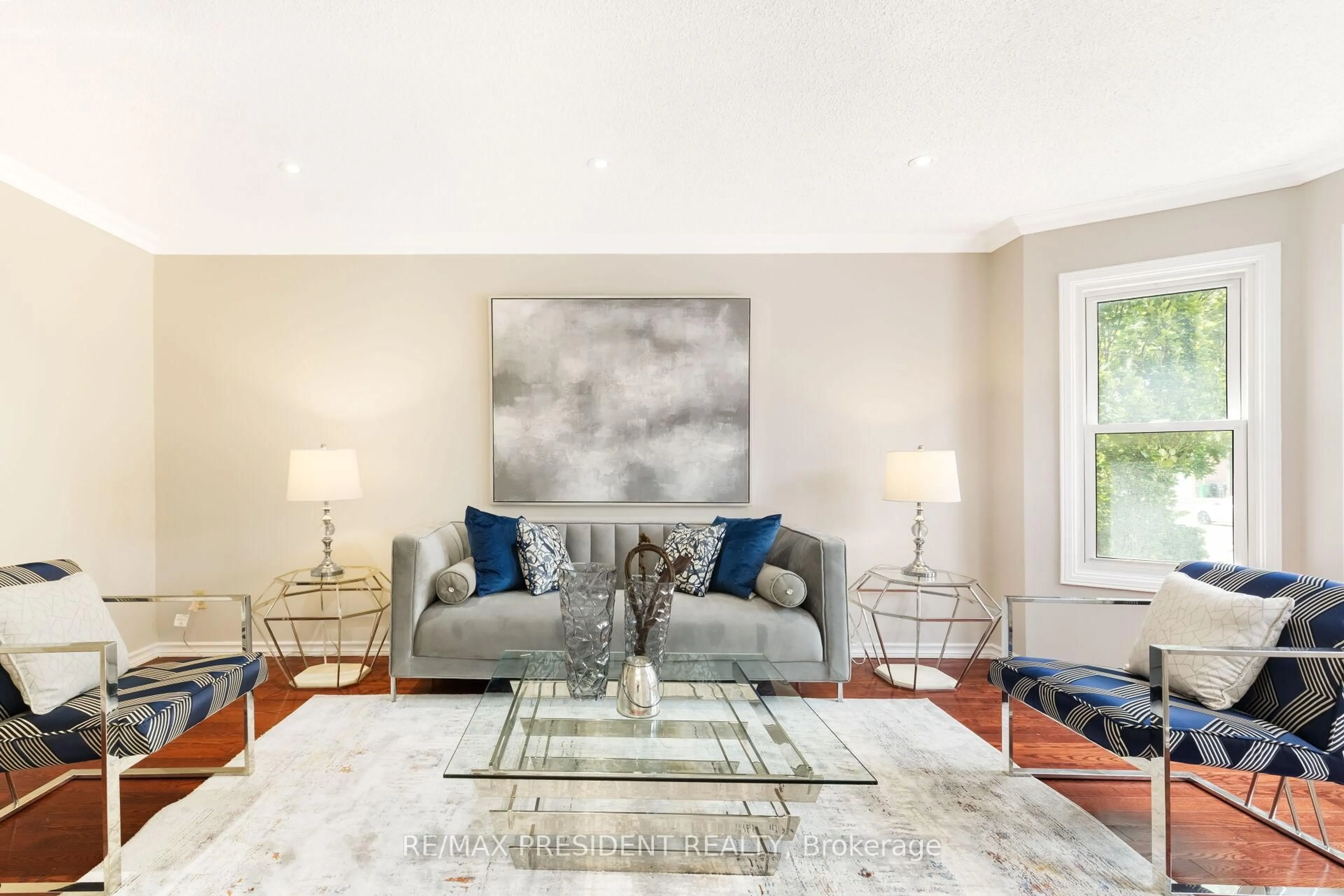 Living room with furniture, unknown for 14 Halldorson Tr, Brampton Ontario L6W 4M3