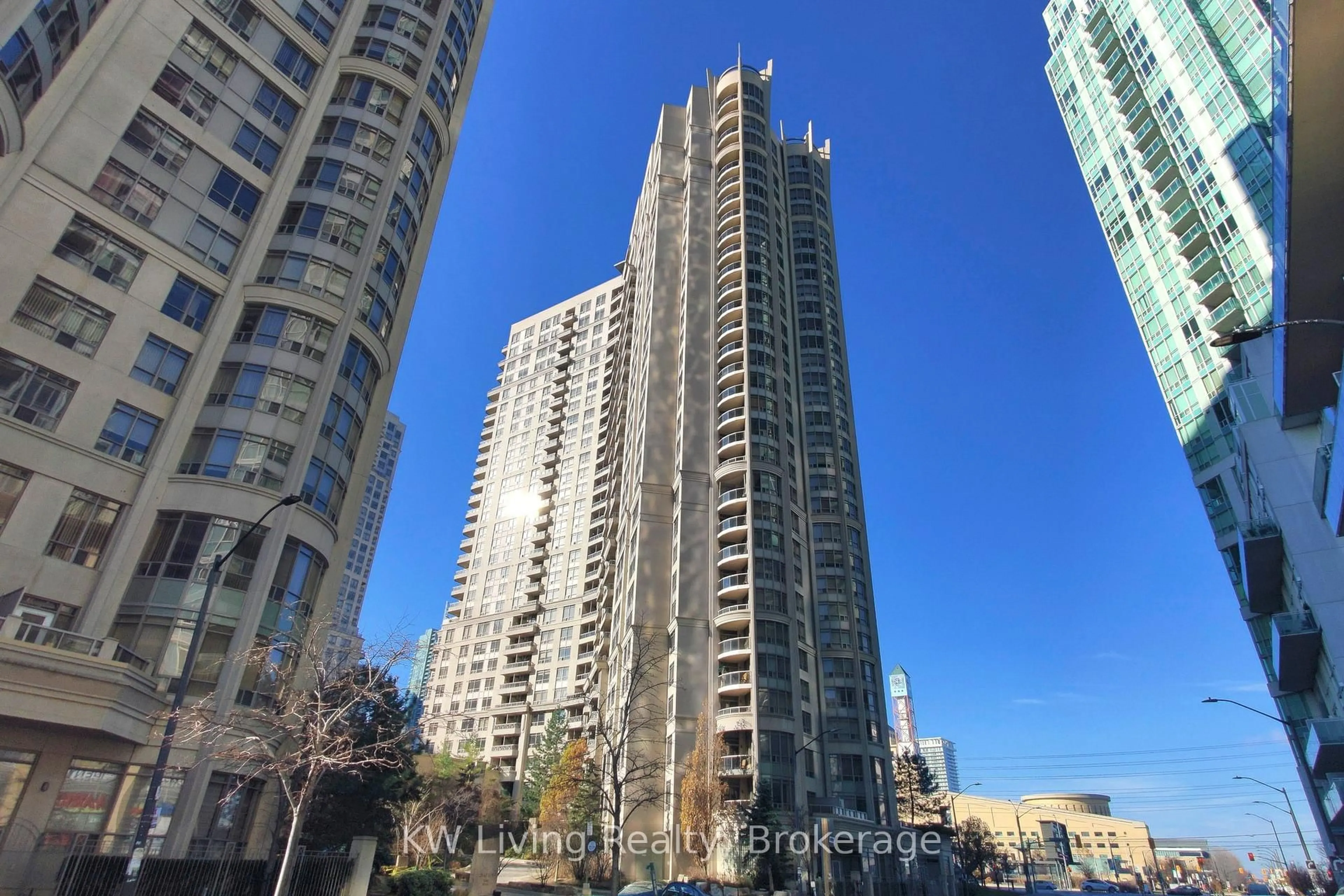 Unknown for 3888 Duke Of York Blvd #733, Mississauga Ontario L5B 4P5
