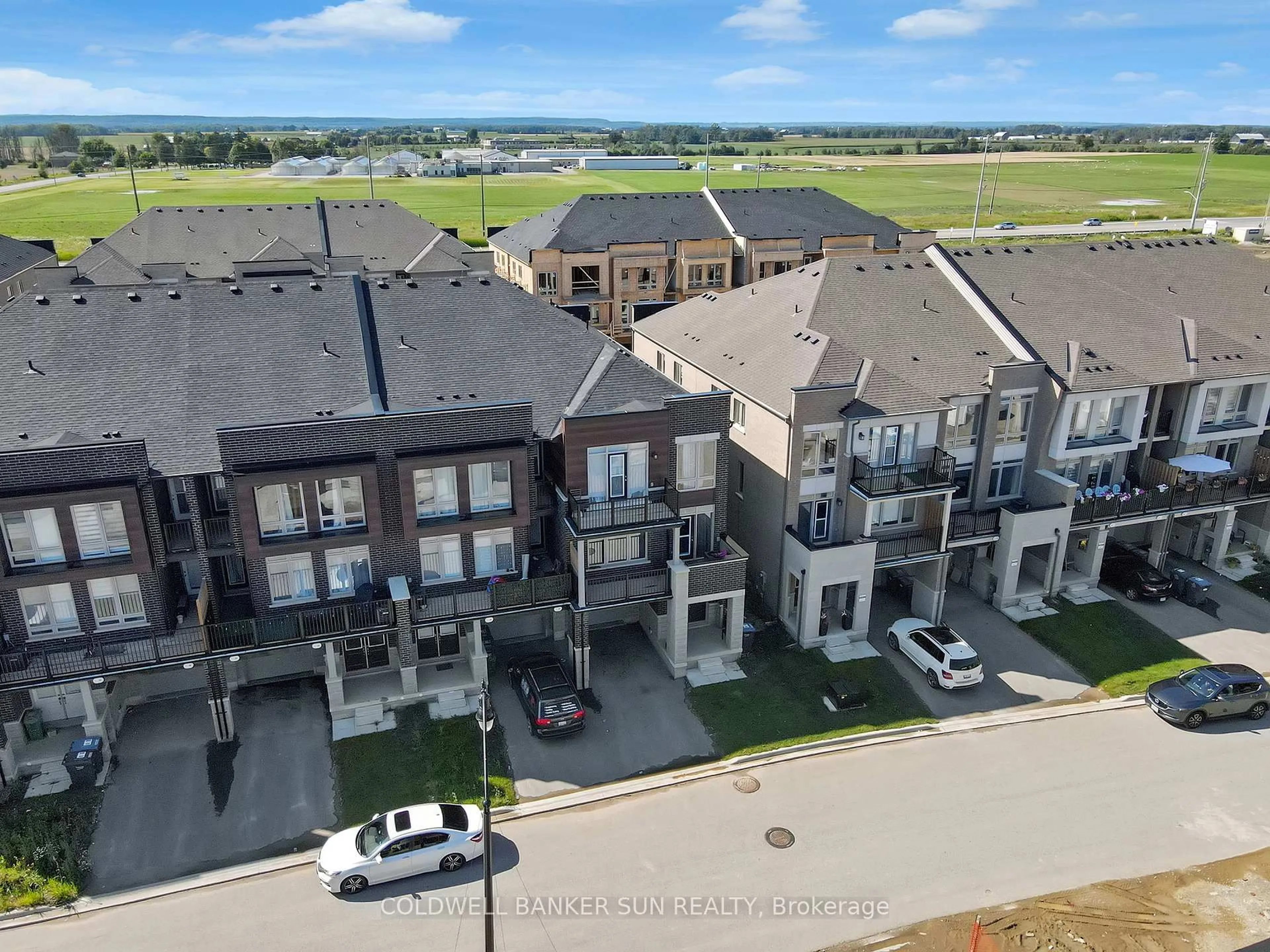 A pic from outside/outdoor area/front of a property/back of a property/a pic from drone, unknown for 42 Donald Ficht Cres, Brampton Ontario L7A 5H8