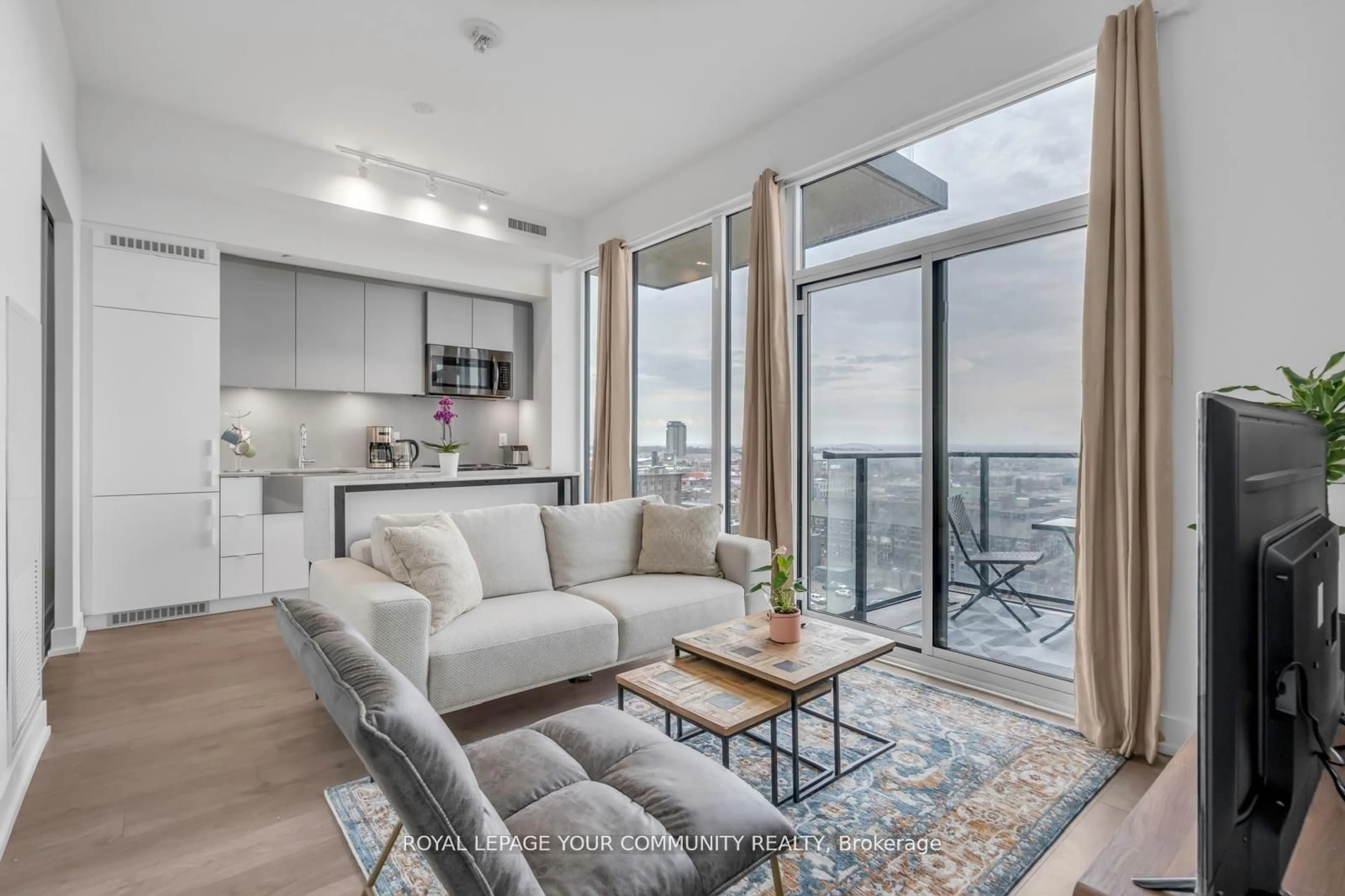Living room with furniture, unknown for 270 Dufferin St #1106, Toronto Ontario M6K 0H8