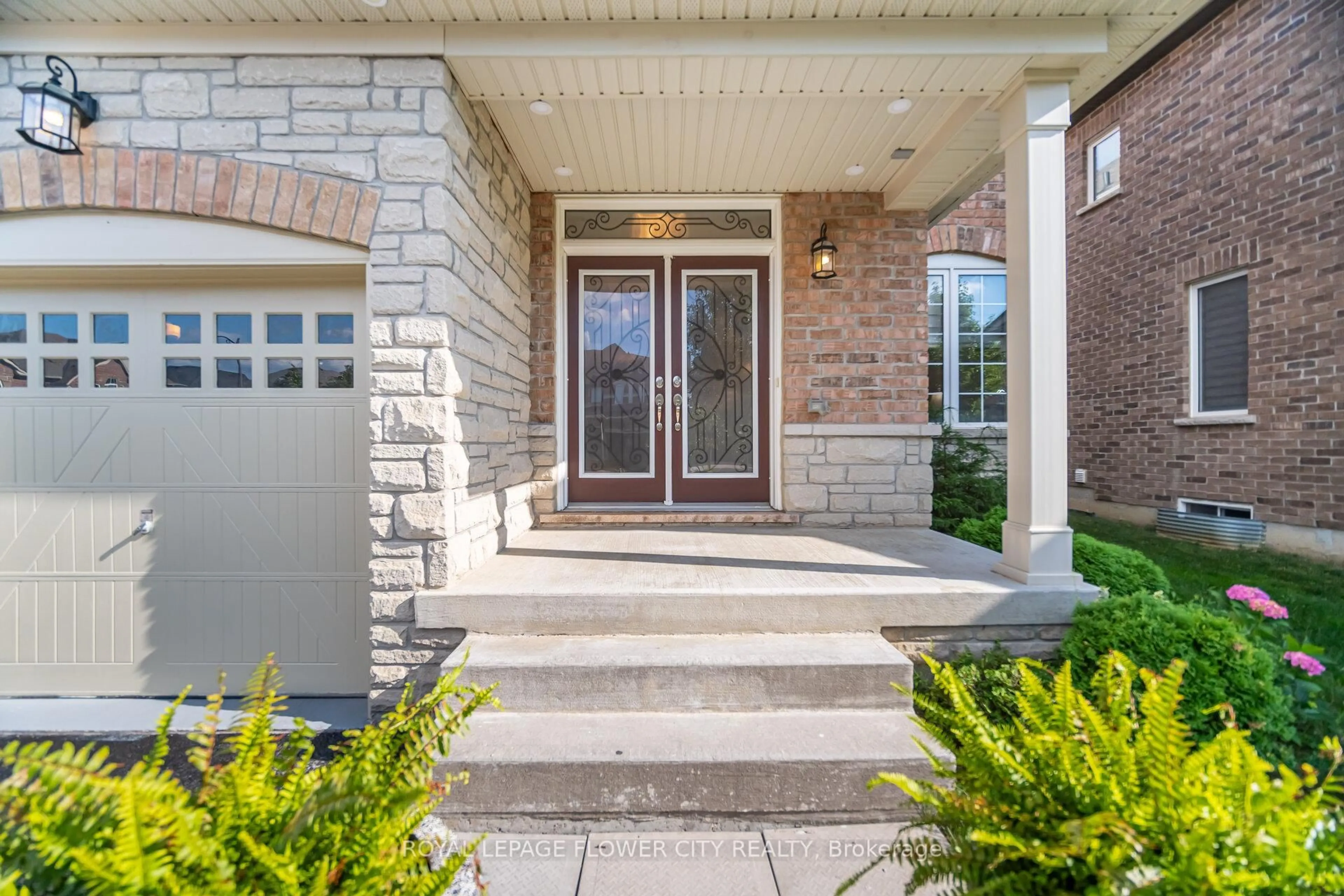 Unknown for 457 Dougall Ave, Caledon Ontario L7C 4A5