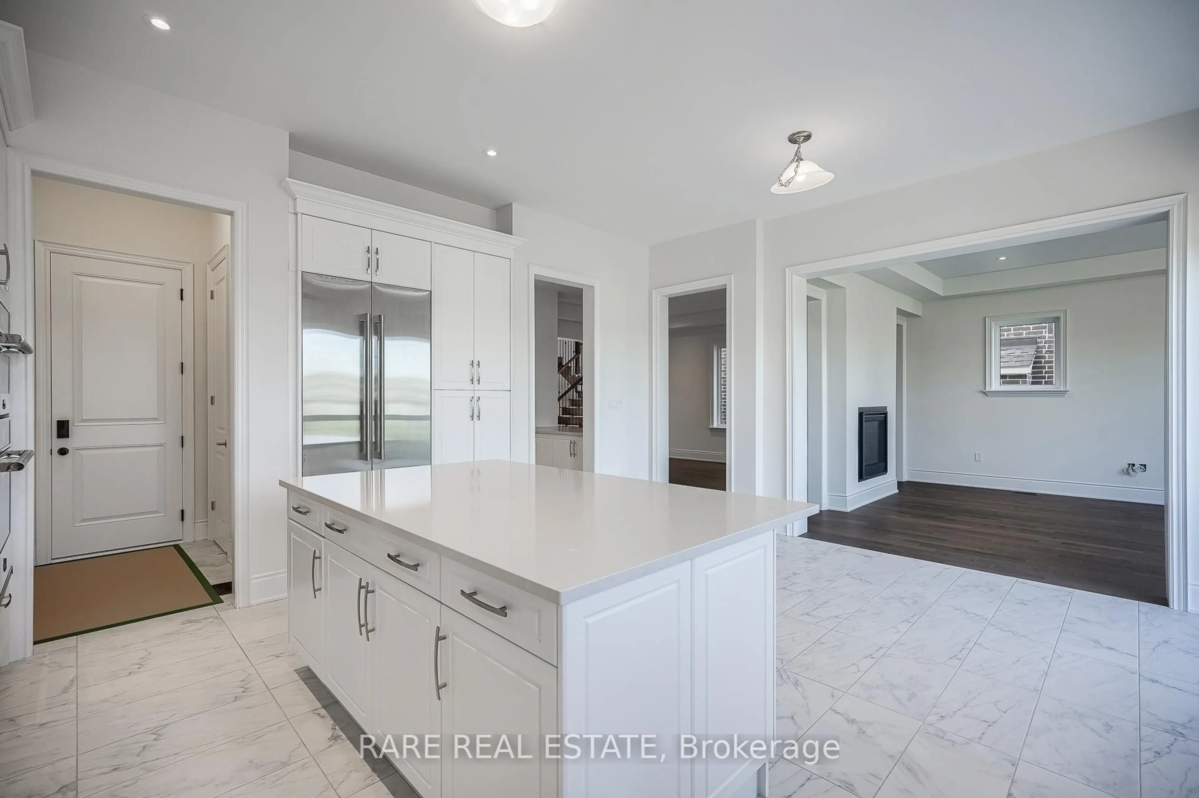 Open concept kitchen, ceramic/tile floor for 1224 Queens Plate Rd, Oakville Ontario L6M 5M3