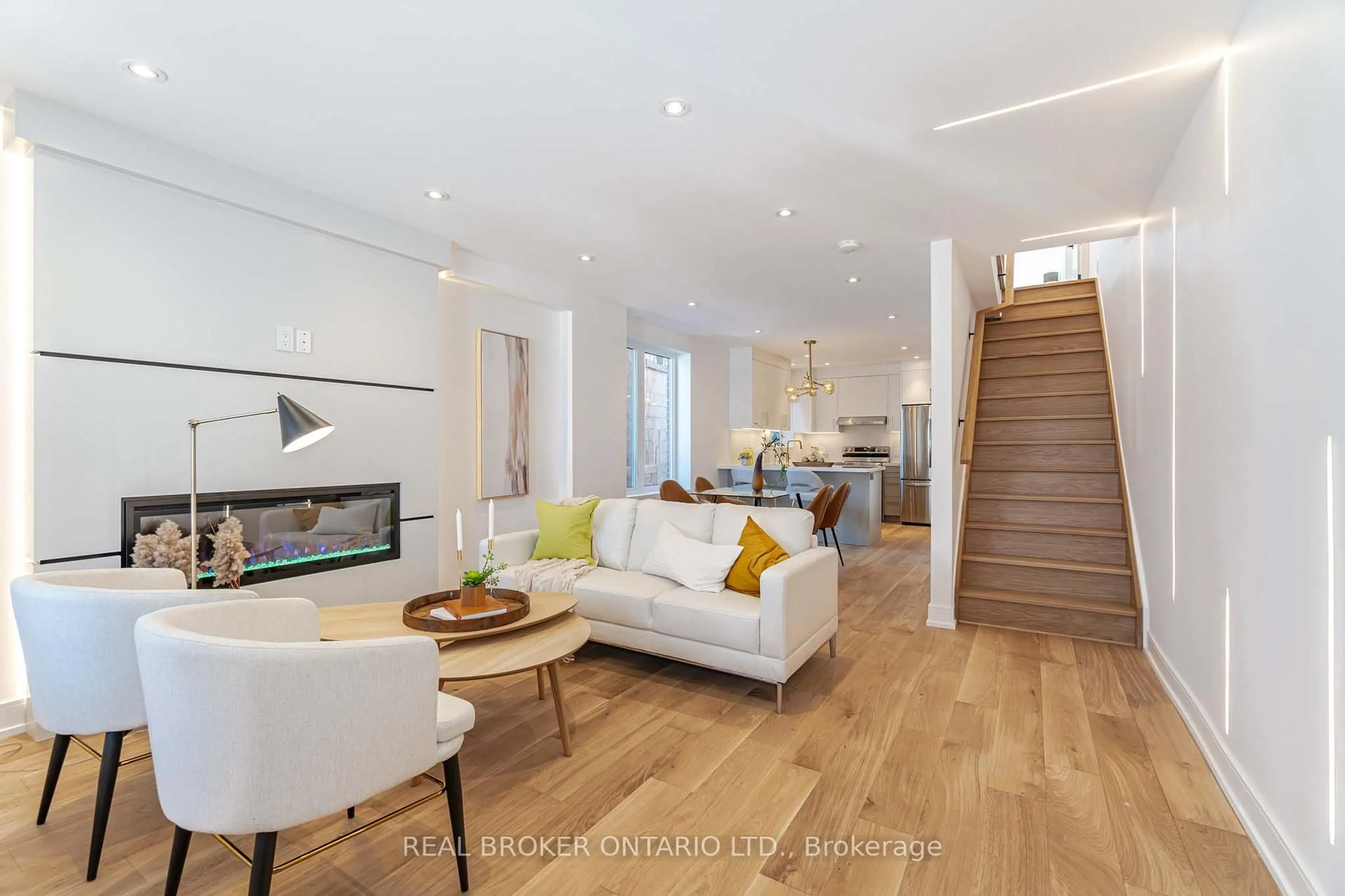 Living room with furniture, wood/laminate floor for 120 Wiltshire Ave, Toronto Ontario M6N 2W1