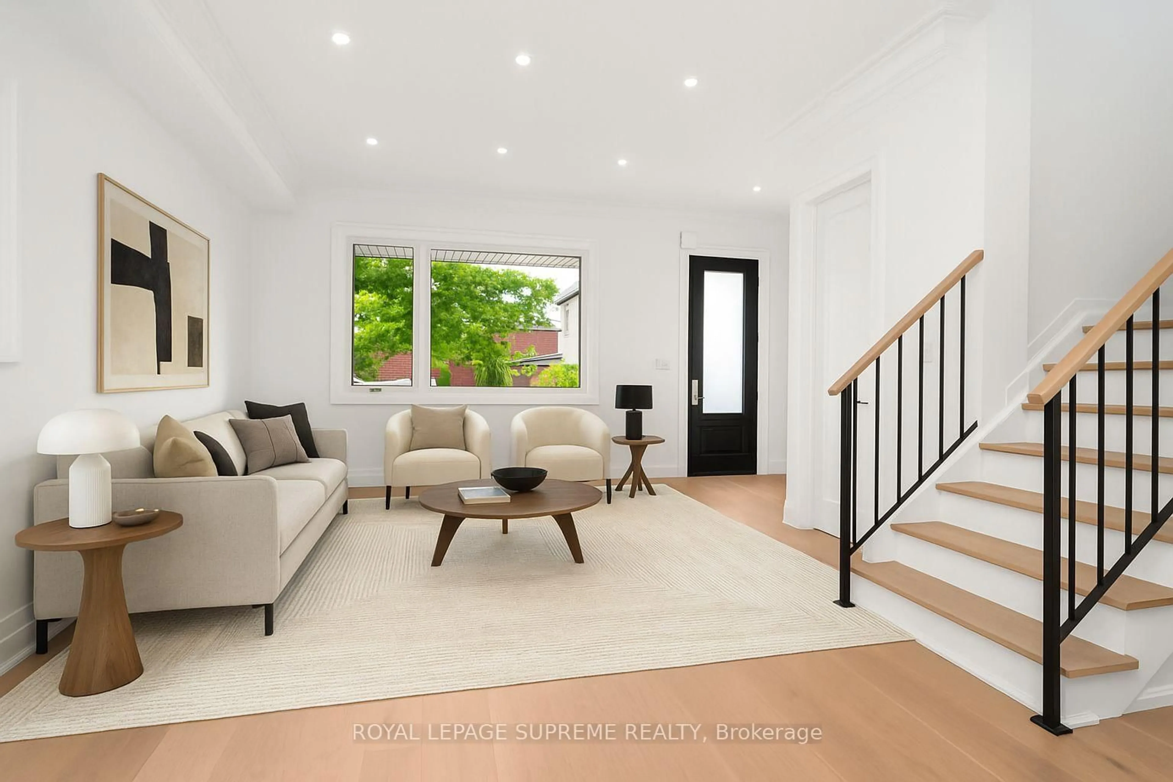 Living room with furniture, unknown for 24 York Ave, Toronto Ontario M6N 2V2