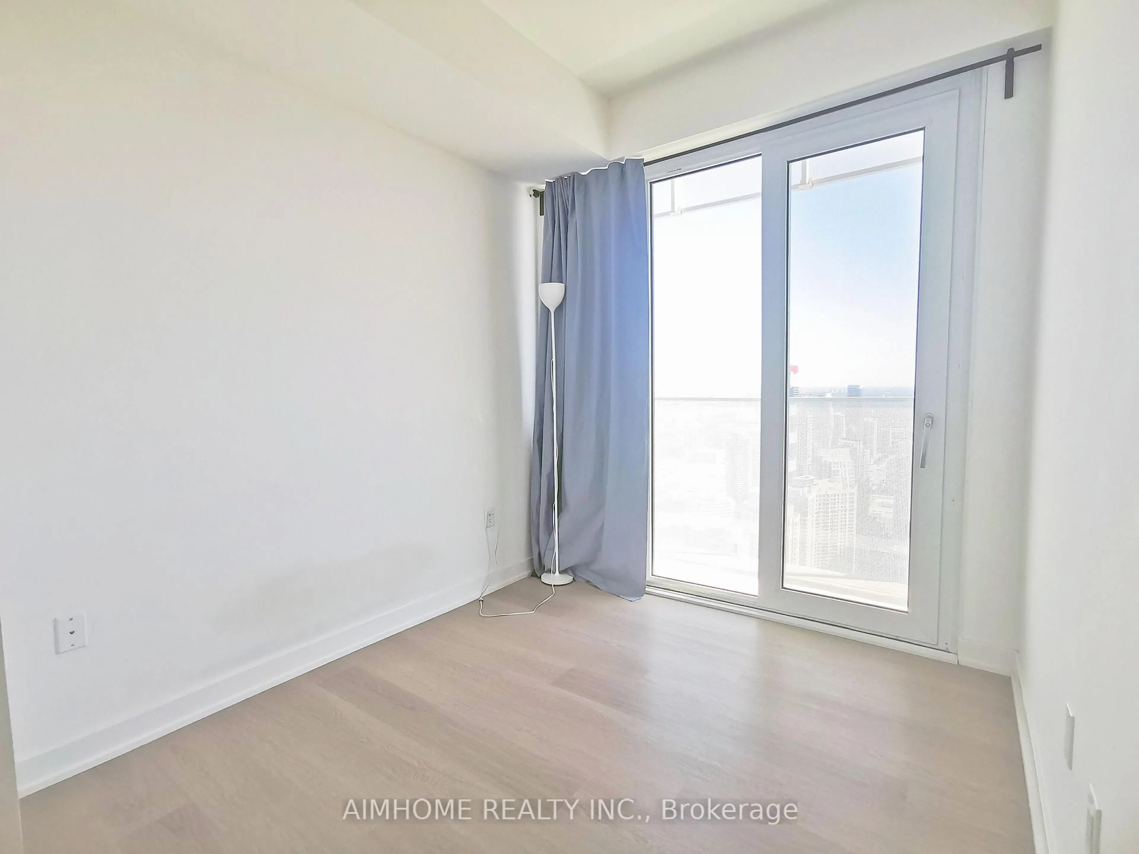 A pic of a room for 3883 Quartz Rd #5404, Mississauga Ontario L5B 0M4