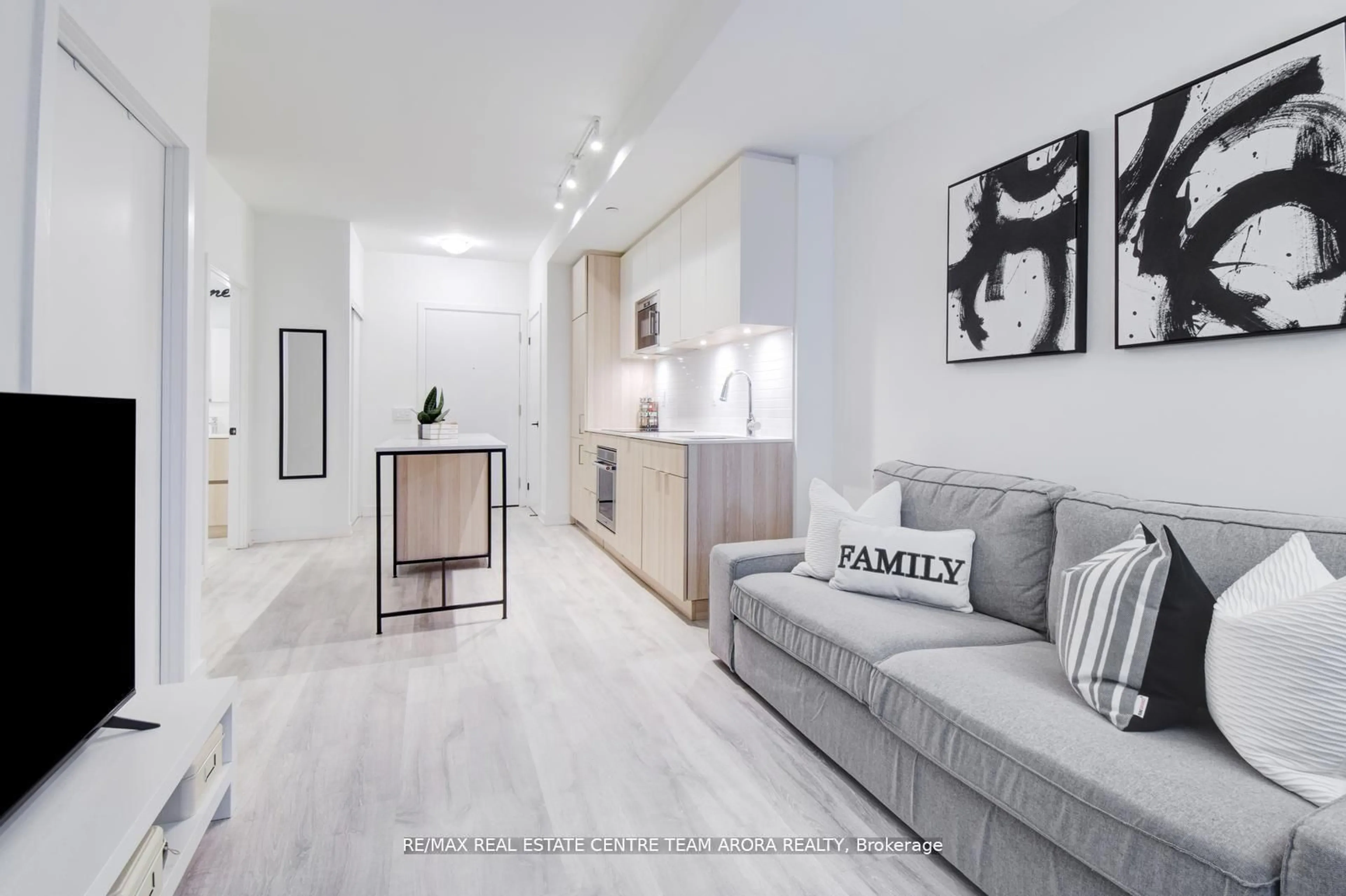 Unknown for 215 Lakeshore Rd #437, Mississauga Ontario L5H 0A9