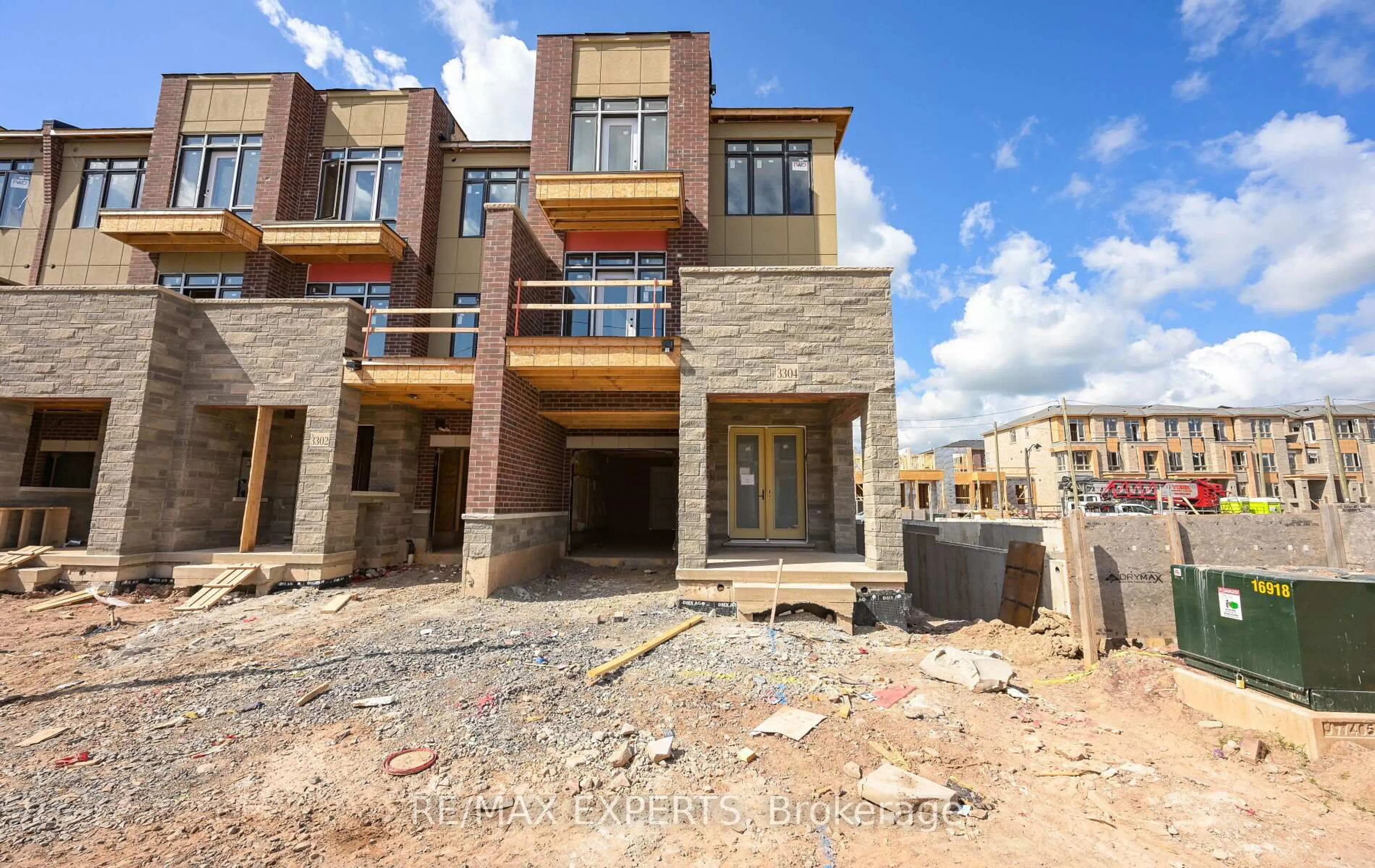 Home with brick exterior material, building for 3304 Azam Way, Oakville Ontario L6M 5S2